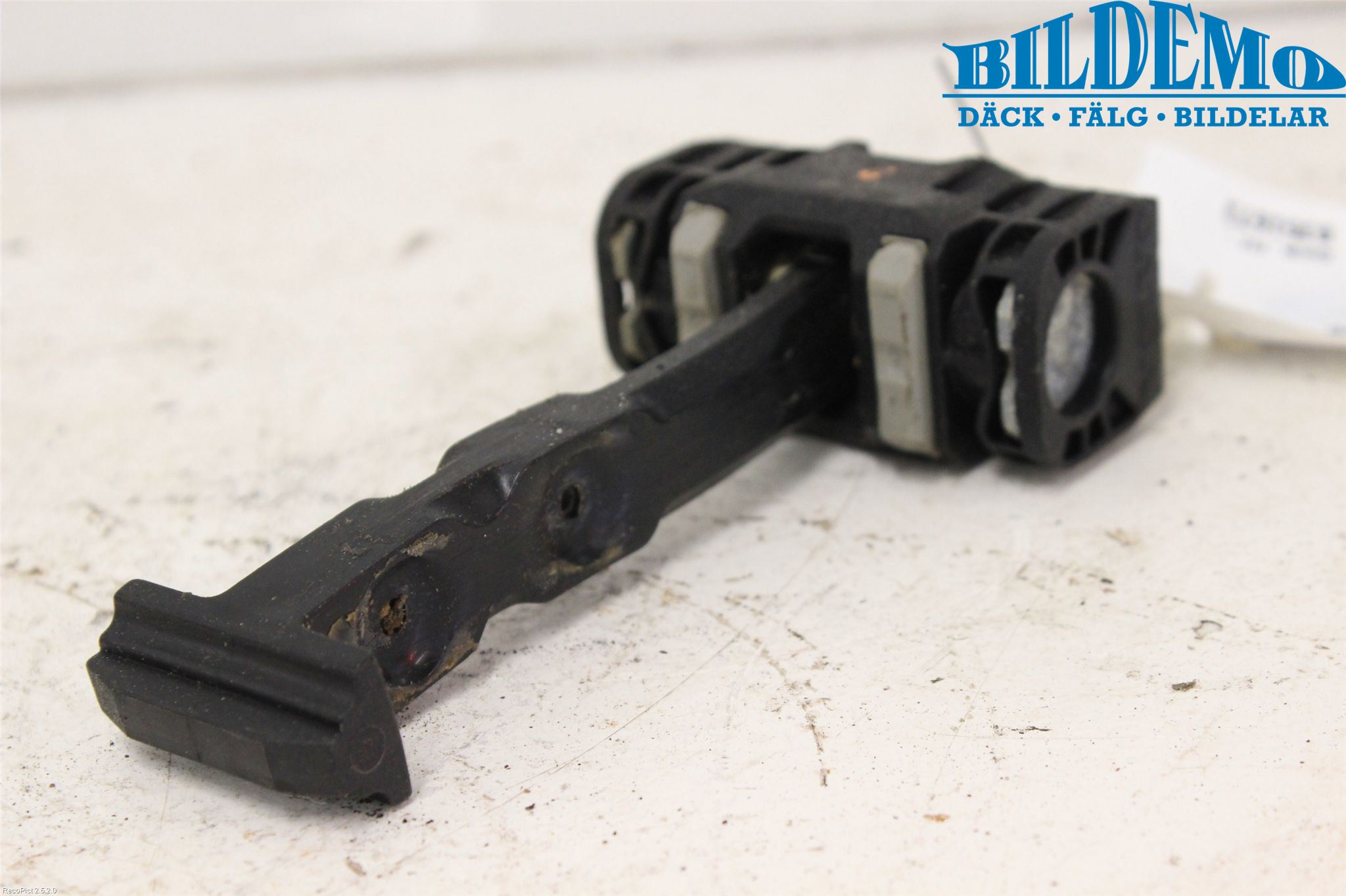 Volvo V50 04-07 Dørstopper