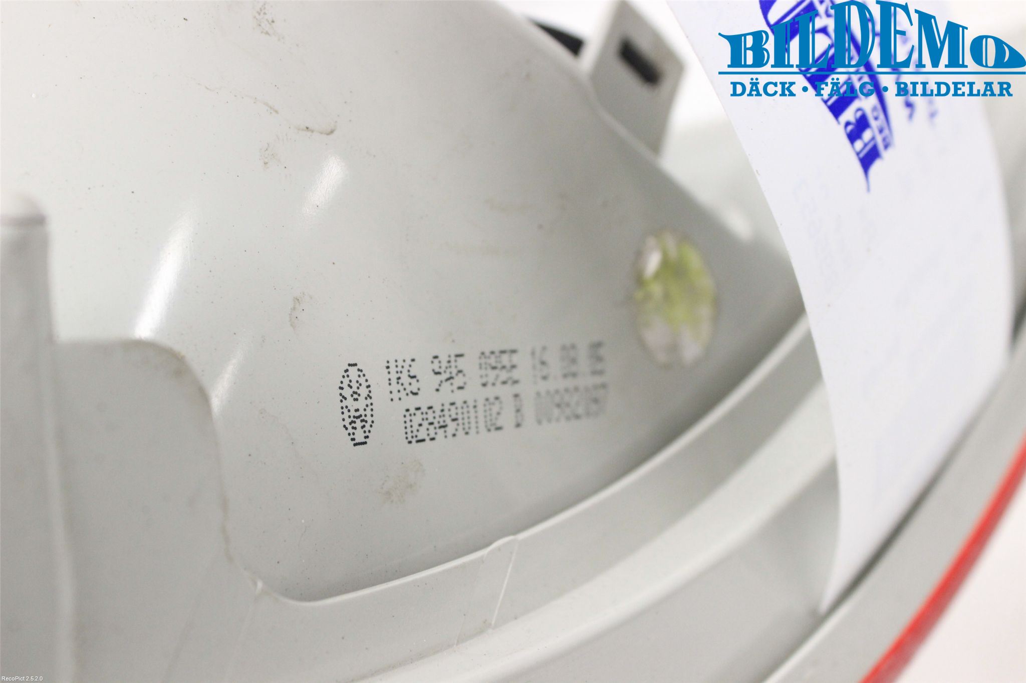 Volkswagen VW GOLF V 04-09 Baklykt Venstre