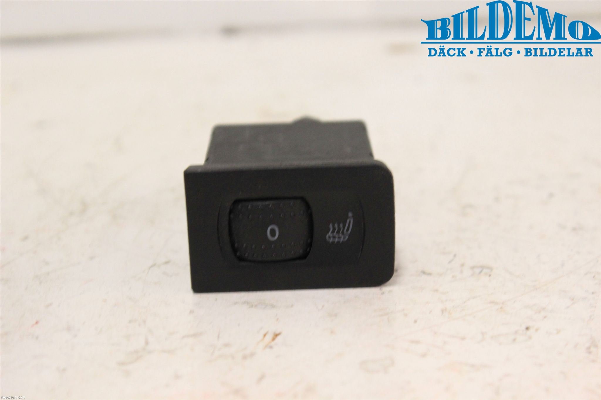 Volkswagen VW GOLF IV 98-06 Bryter Varmesete