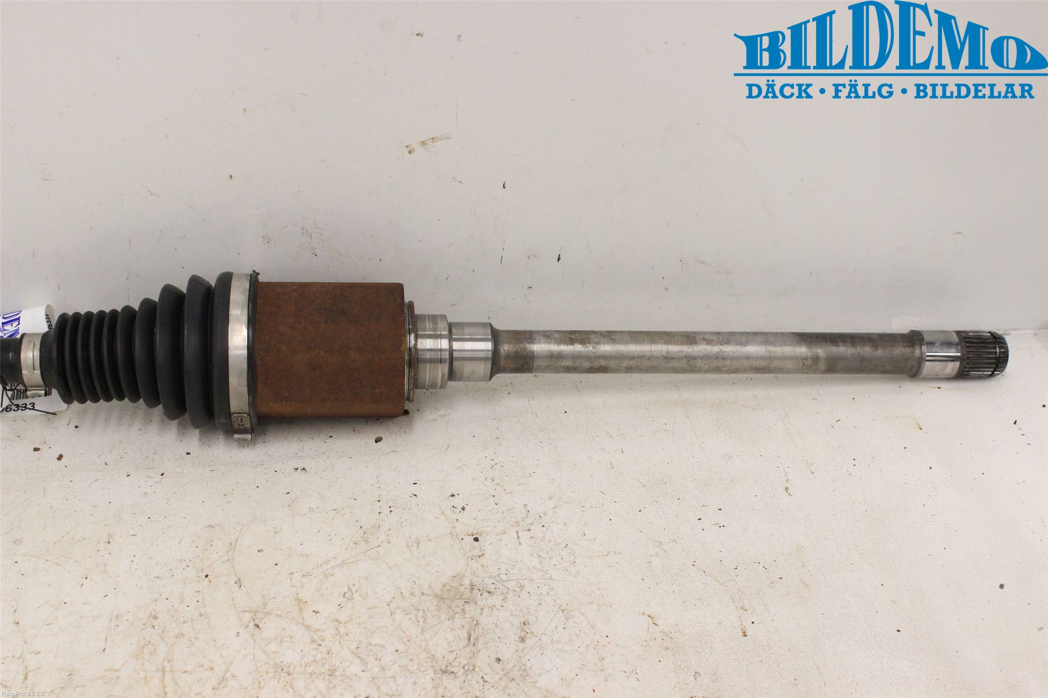 BMW 3 F30/F31/F80 12-19 Drivaksel Foran Kompl Høyre