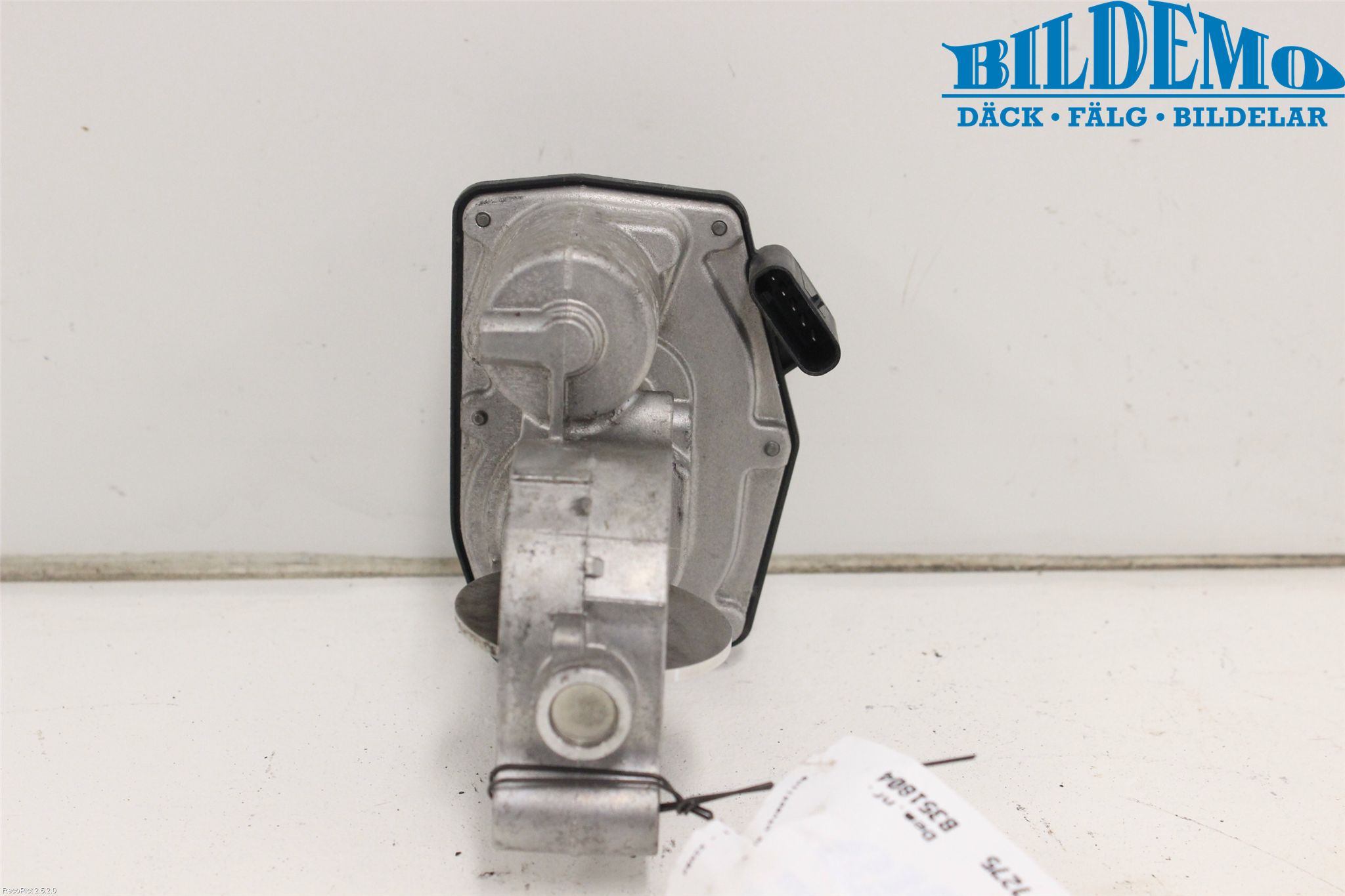 BMW 5 F10/F11/F18 09-17 Inns Spjeldhus