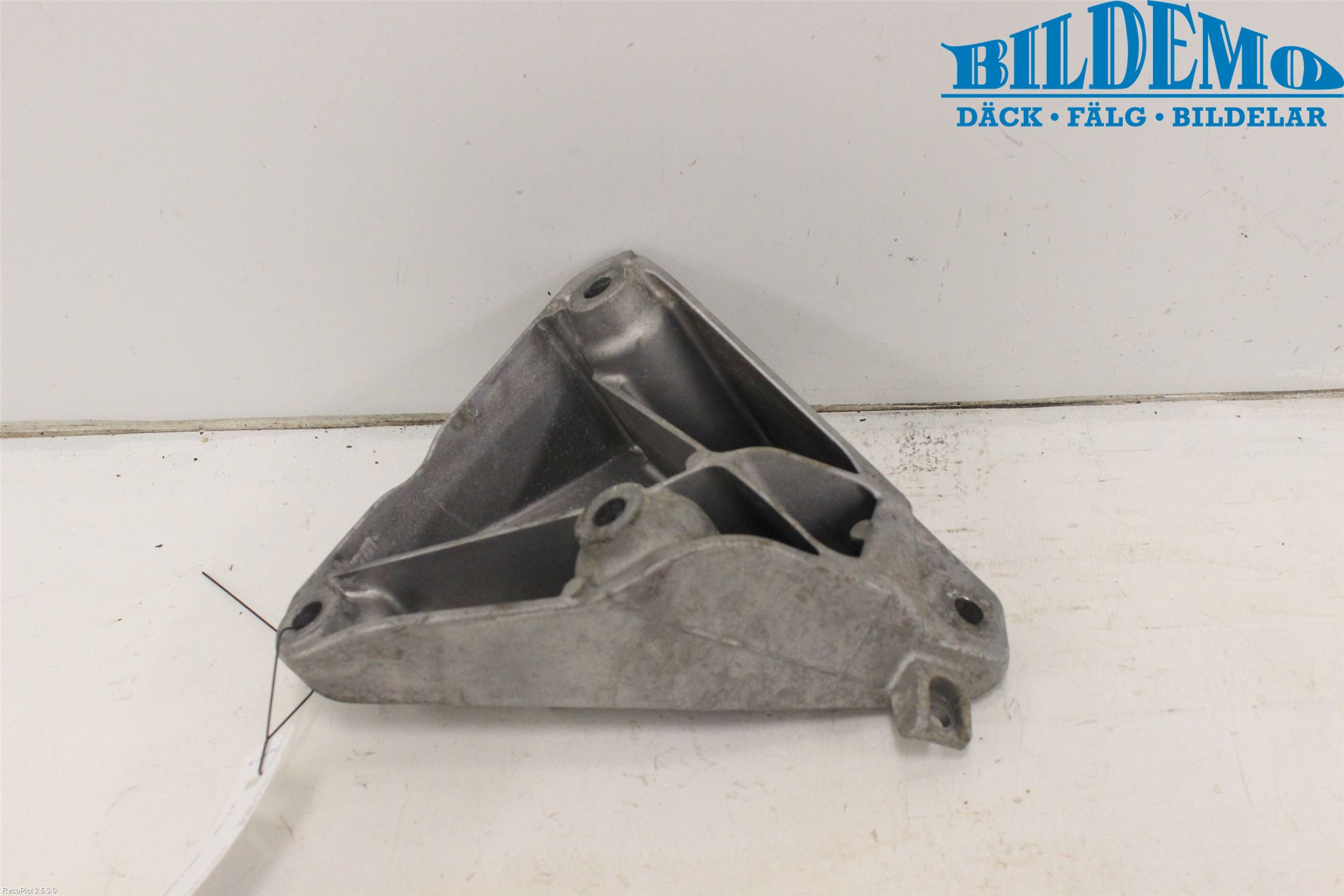 BMW 3 E90/91 SED/TOU 05-12 Motor Feste Stål-Alu