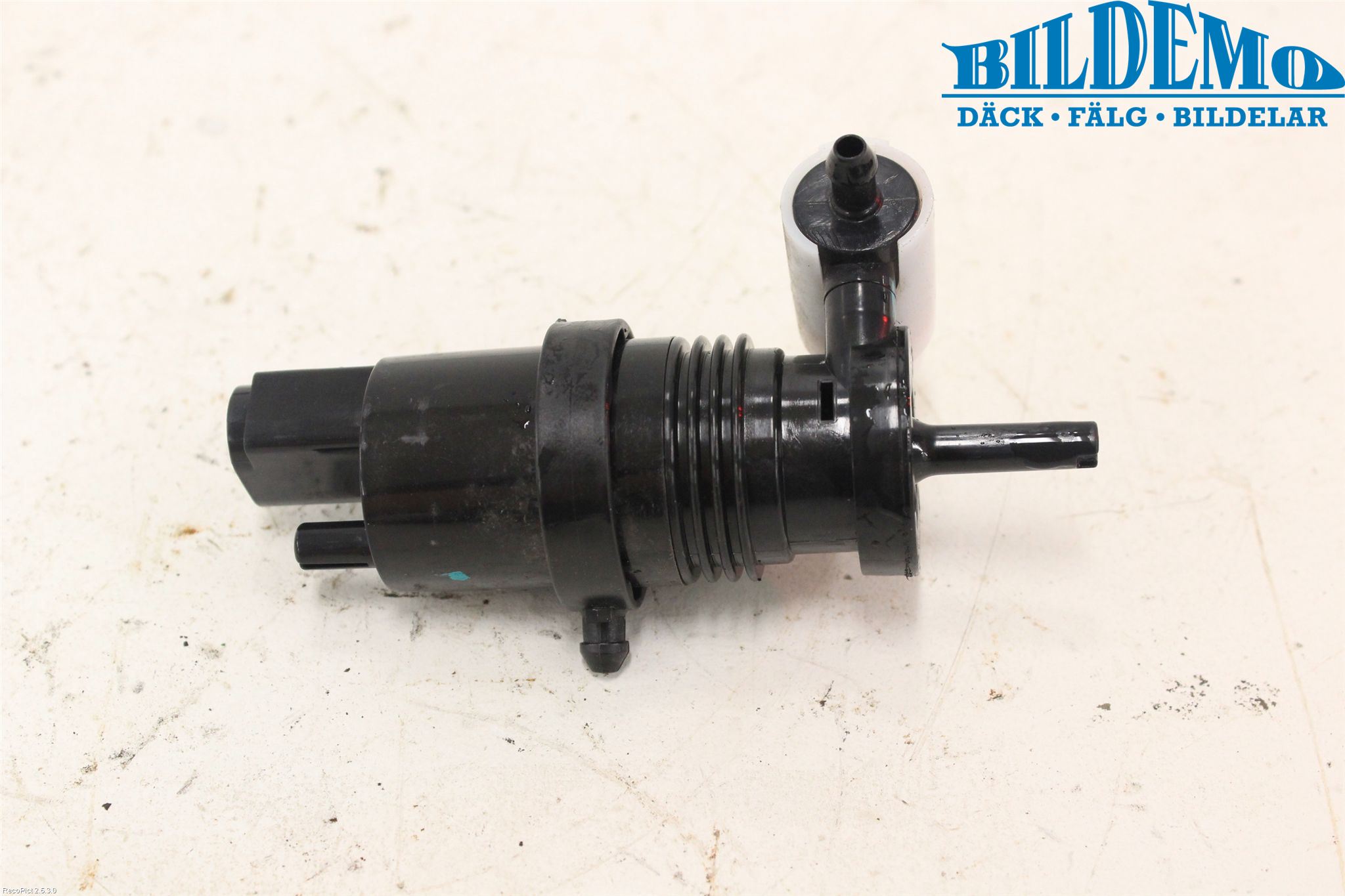 Mercedes-Benz MB B-KLASS (W246/W242) 12-19 Spylerpumpe Frontrute