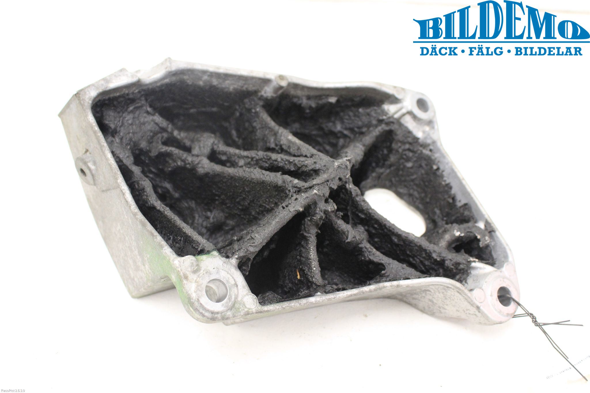 BMW 5 F10/F11/F18 09-17 Motor Feste Stål-Alu