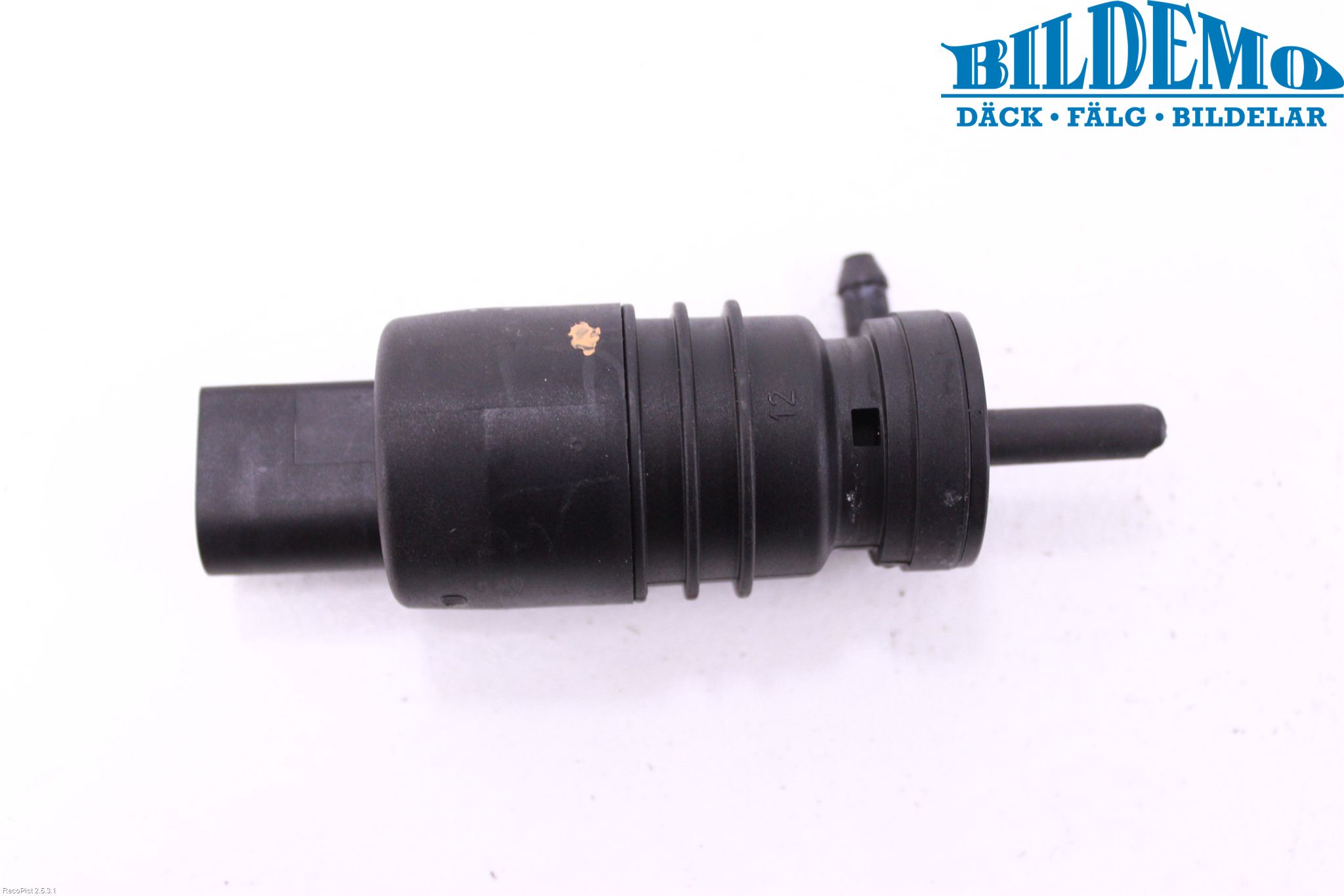 BMW X5 E53     99-06 Spylerpumpe Bakluke