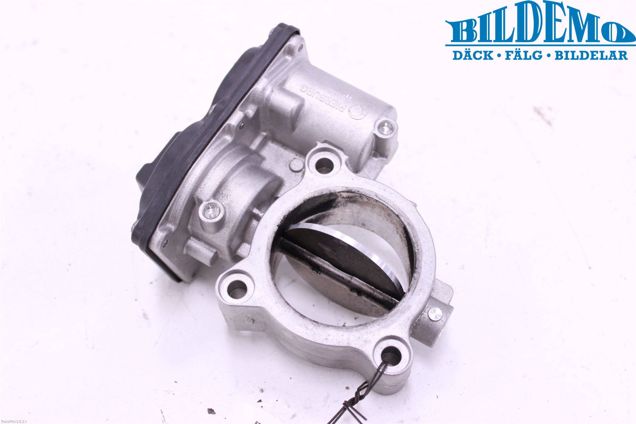BMW 3 F30/F31/F80 12-19 Inns Spjeldhus
