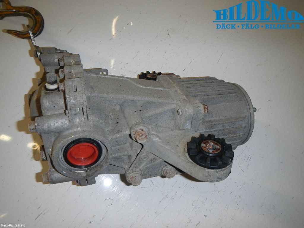 Mitsubishi OUTLANDER 07-12 Bakaksel Kardang Bak -Diff