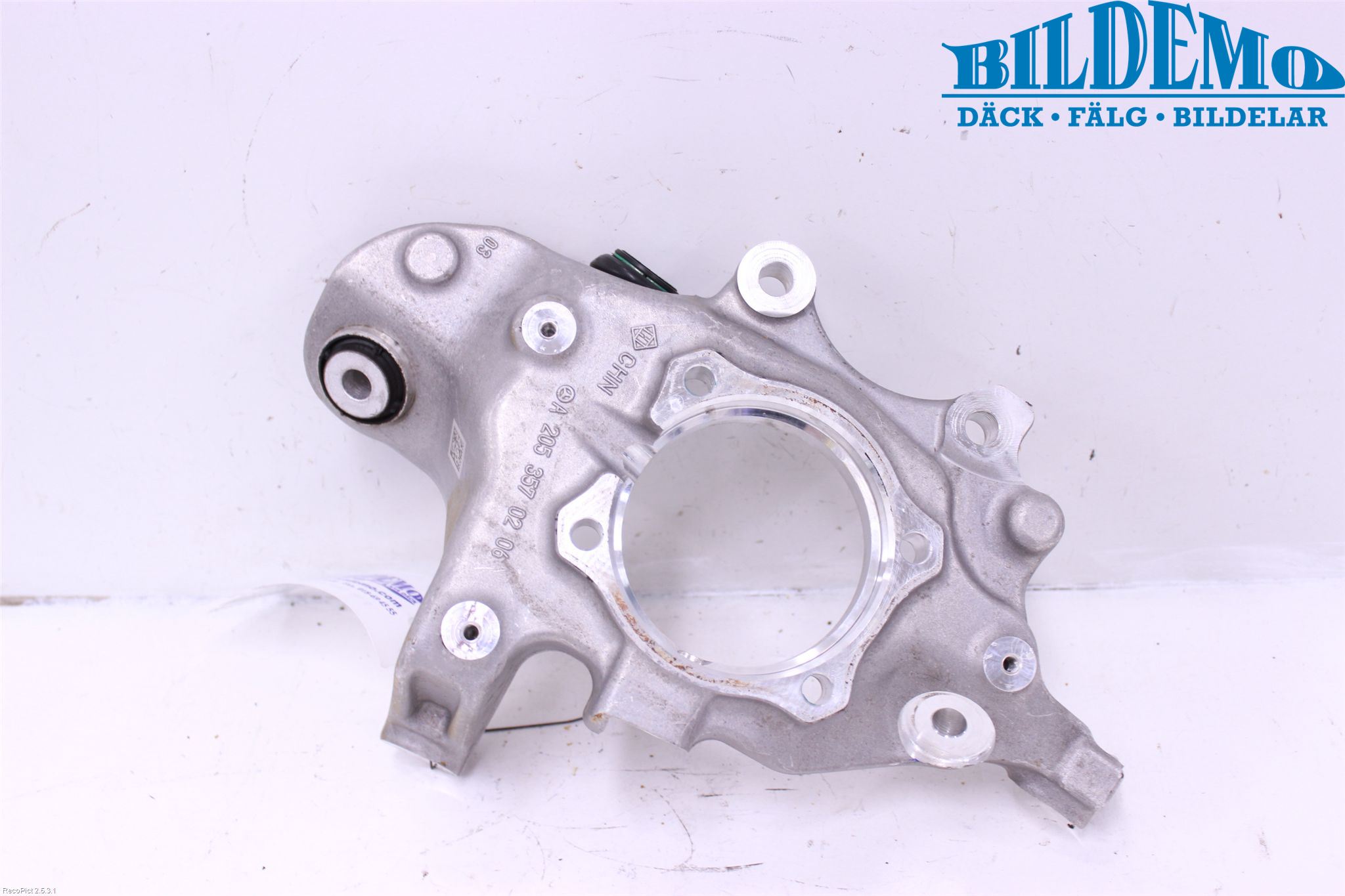 Mercedes-Benz MB C-KLASS (W205) 14-21 Spindel Hb