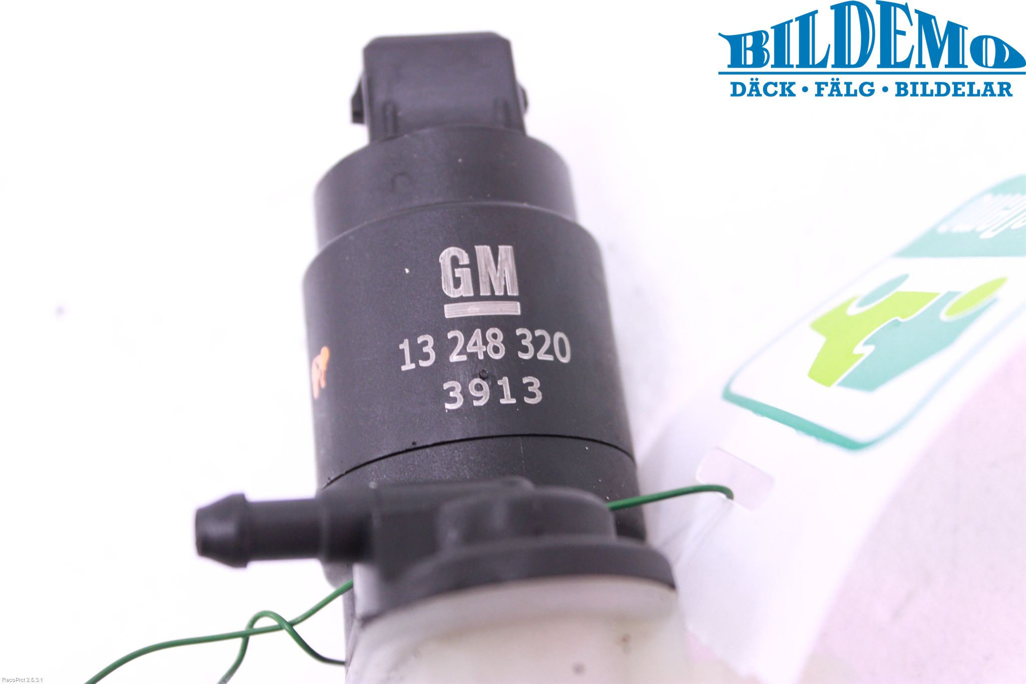 Opel CORSA D 07-14 Spylerpumpe Frontrute