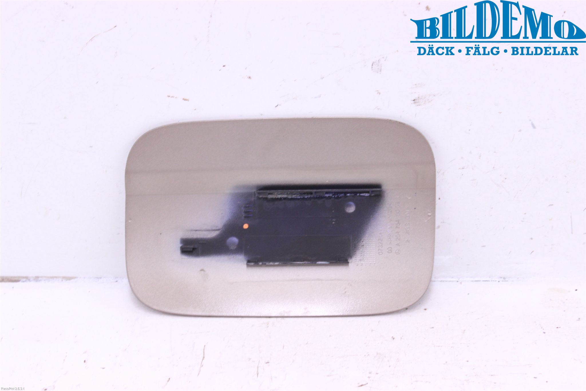 Mercedes-Benz MB C-KLASS (W204) 07-15 Drivstoff Tankluke