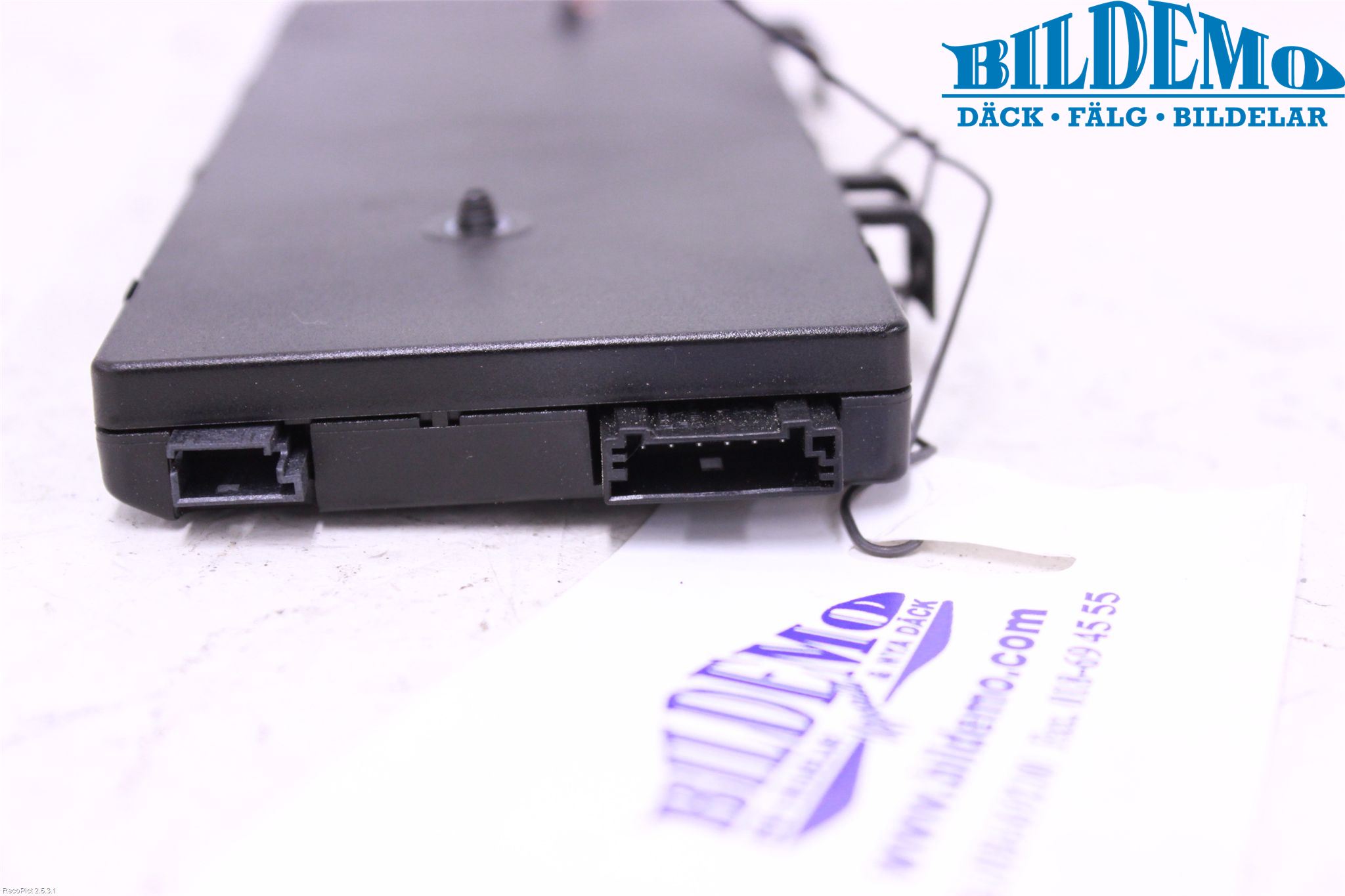 BMW X3 F25 10-17 Stereo Antenneforsterker