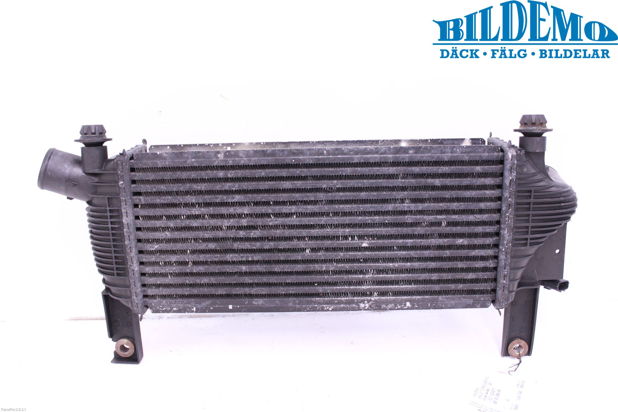 Nissan NAVARA 05-16 Intercooler Radiator