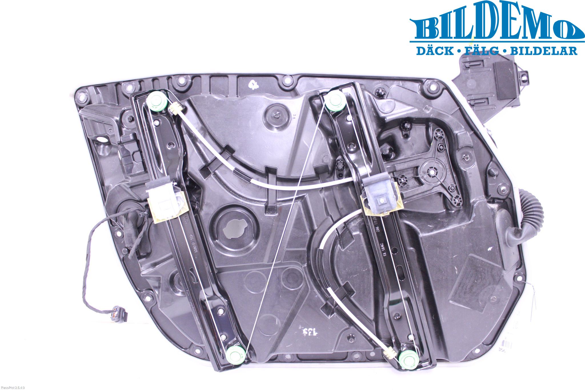 Mercedes-Benz MB C-KLASS (W205) 14-21 Vindusheis El Komp
