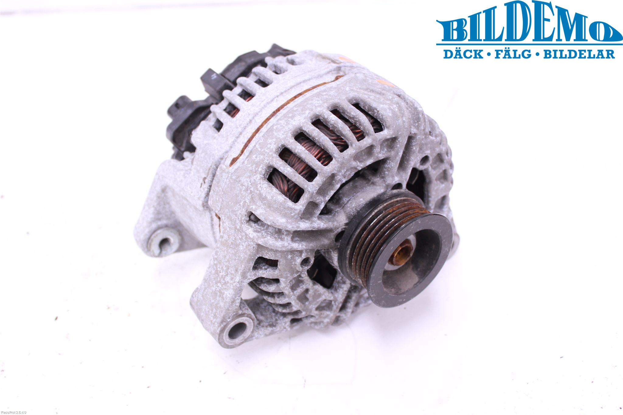 Opel CORSA D 07-14 Dynamo