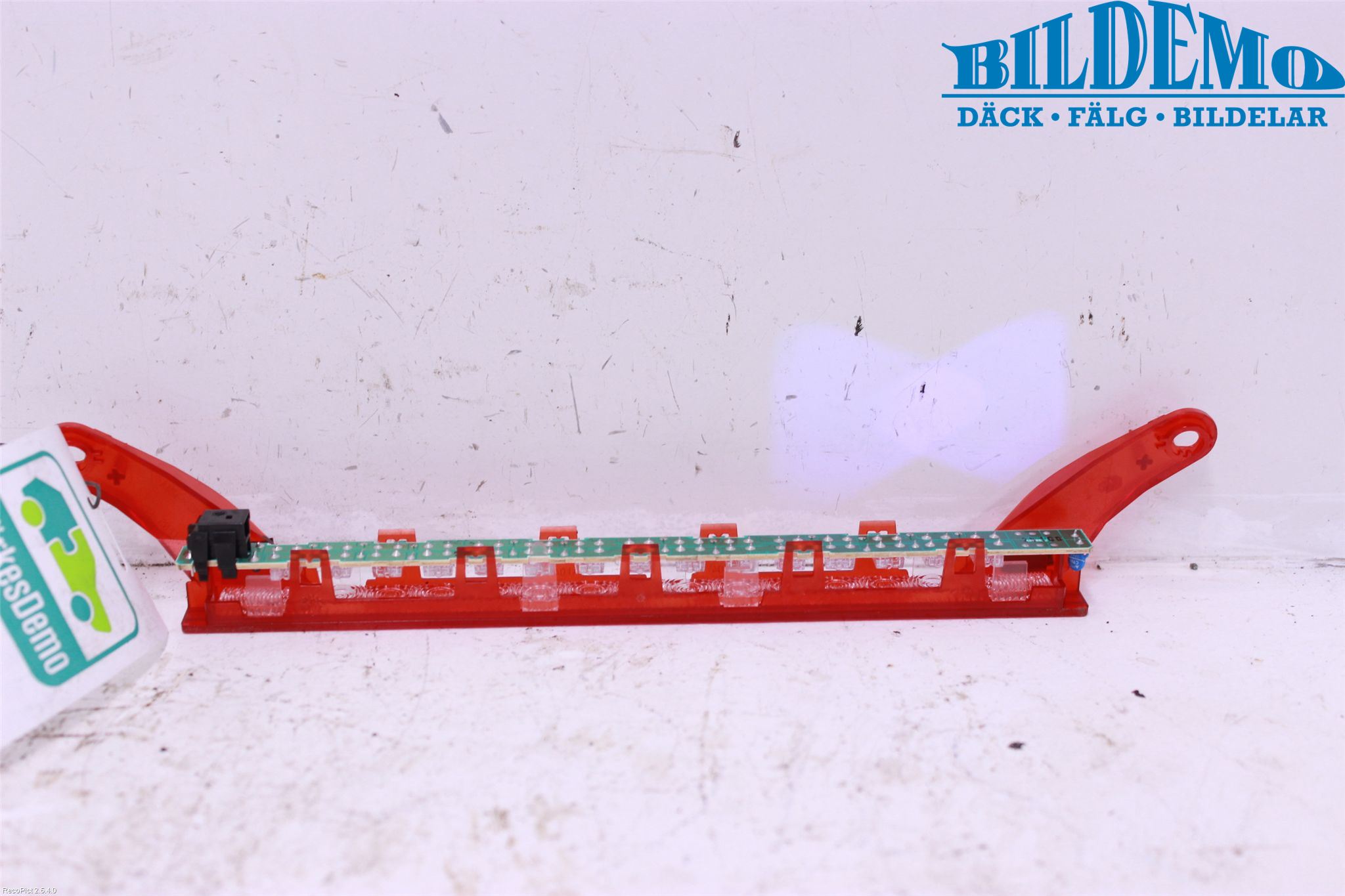 BMW 1 E87/81 5D/3D 03-11 Bremselys Bakrute
