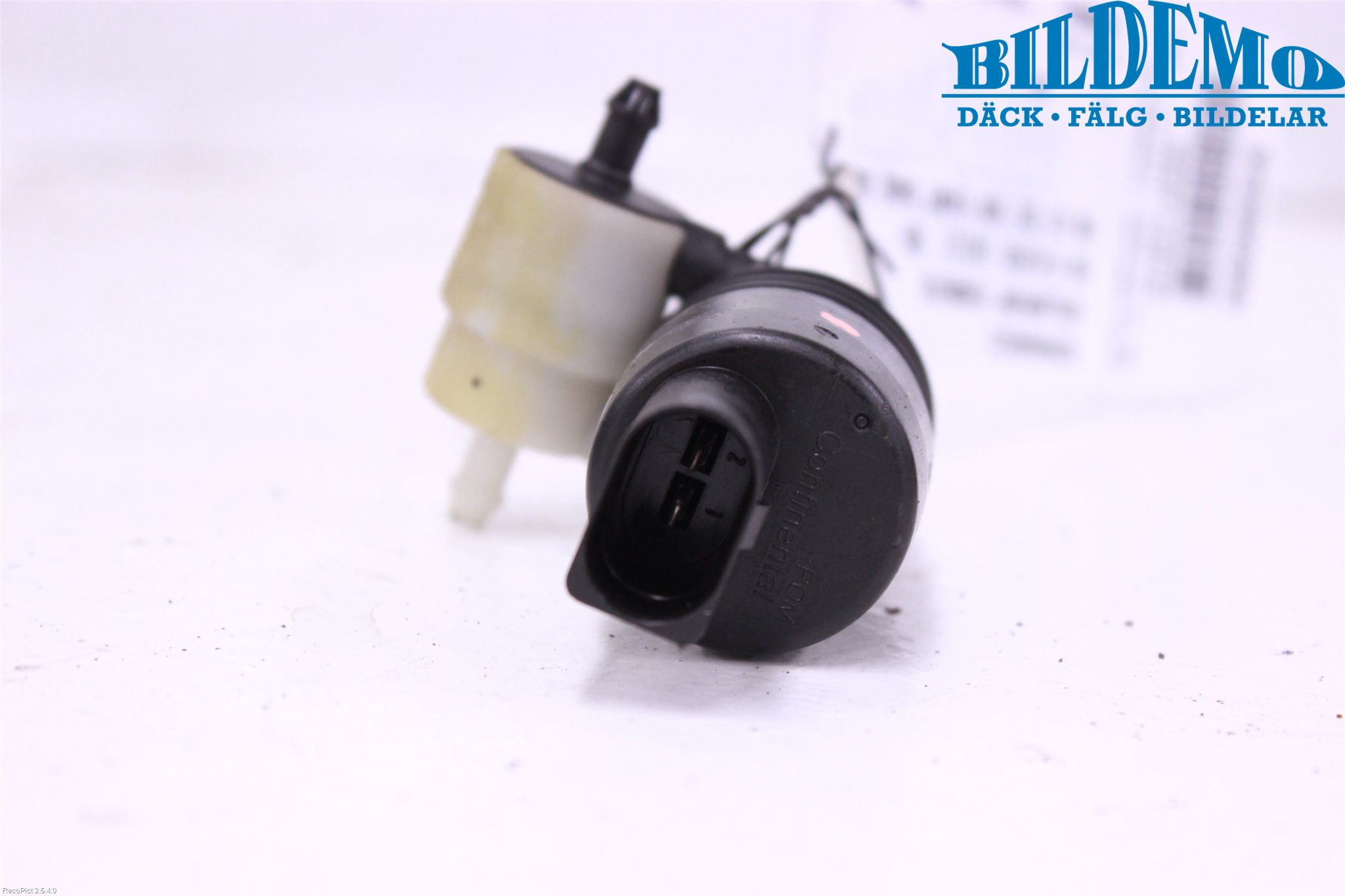 Mercedes-Benz MB E-KLASS (W212) 09-16 Spylerpumpe Frontrute