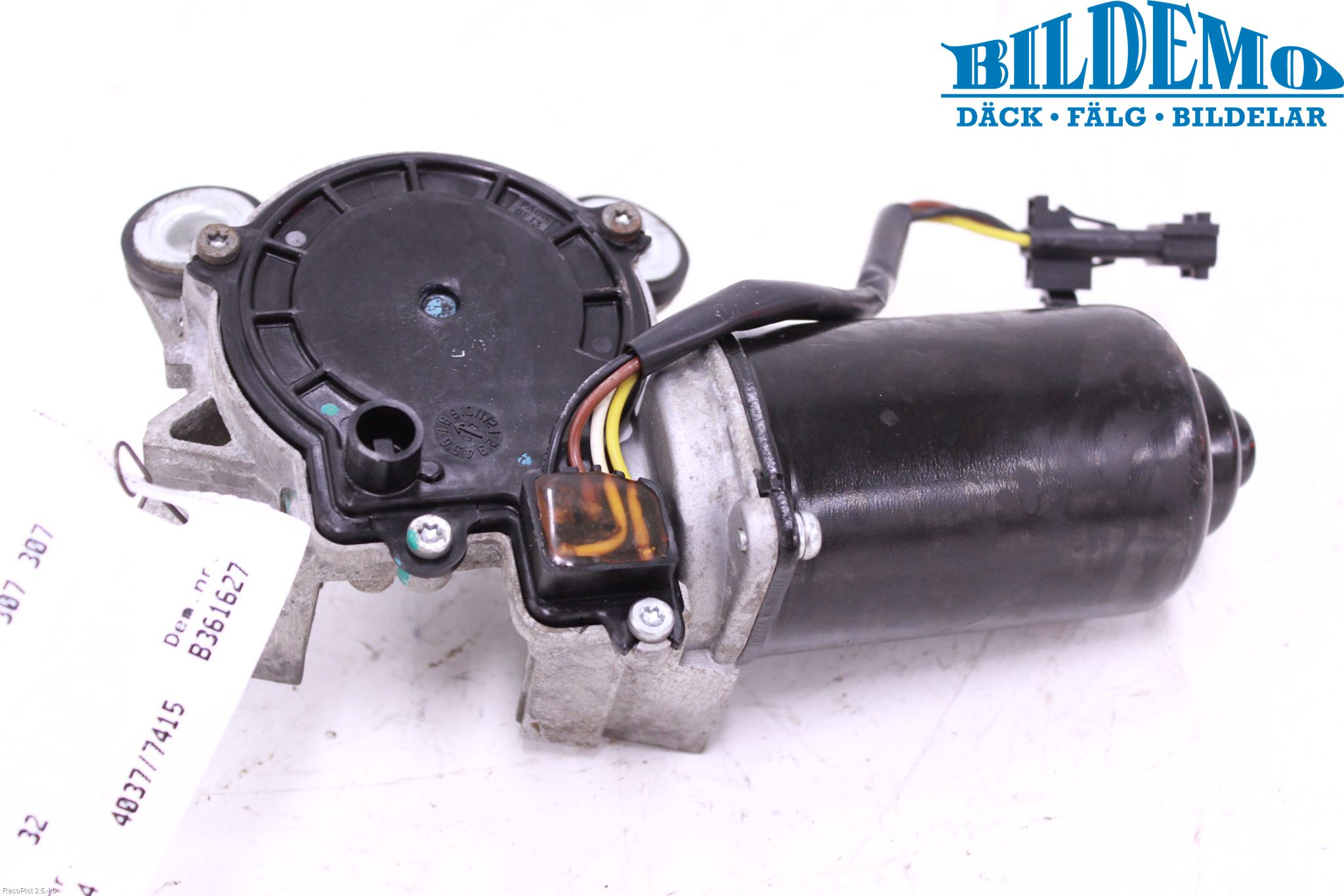 Saab 9-3 VER2/VER3 08-15 Viskermotor Frontrute