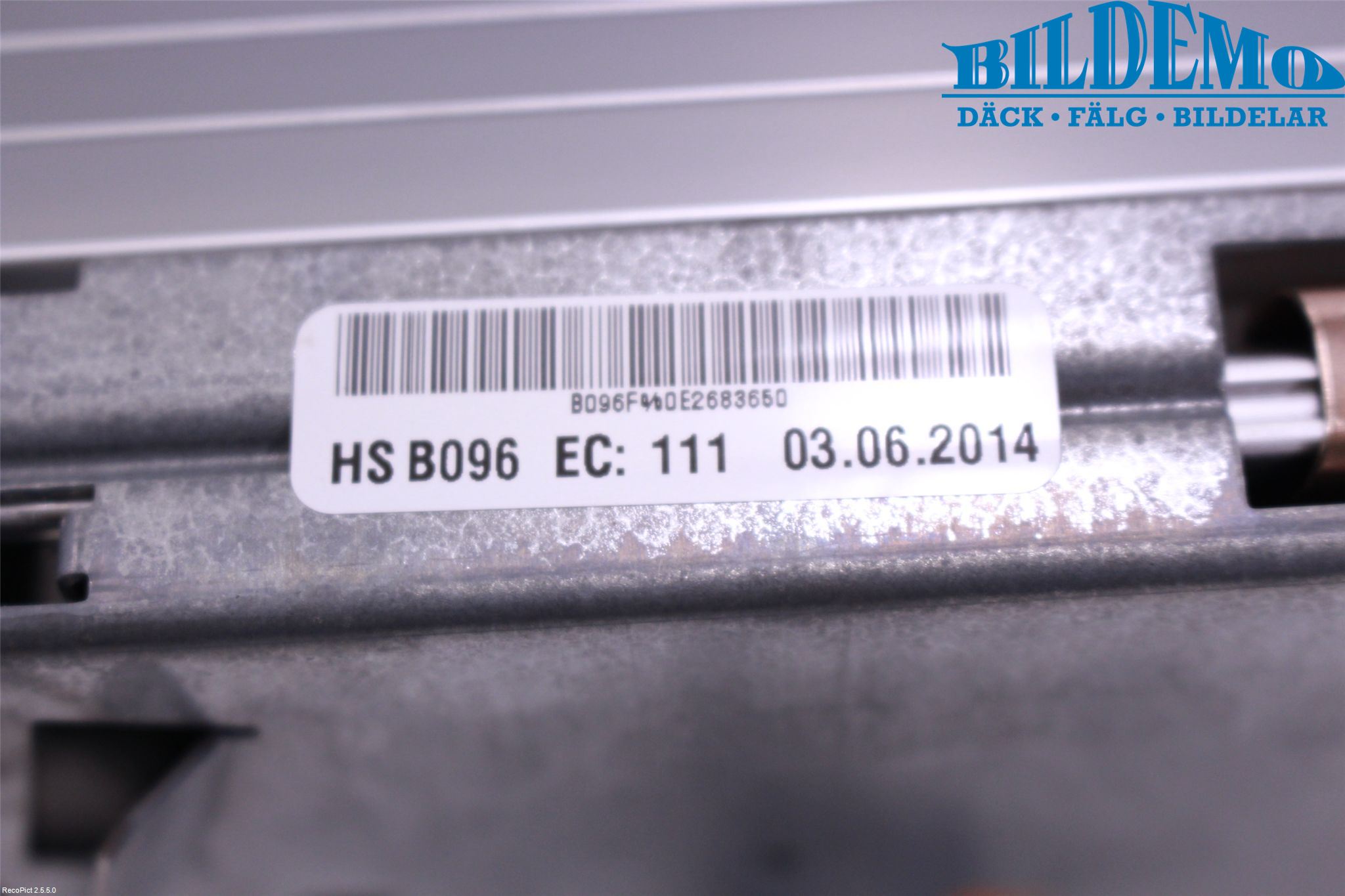 BMW 5 F10/F11/F18 09-17 Stereo Forsterker