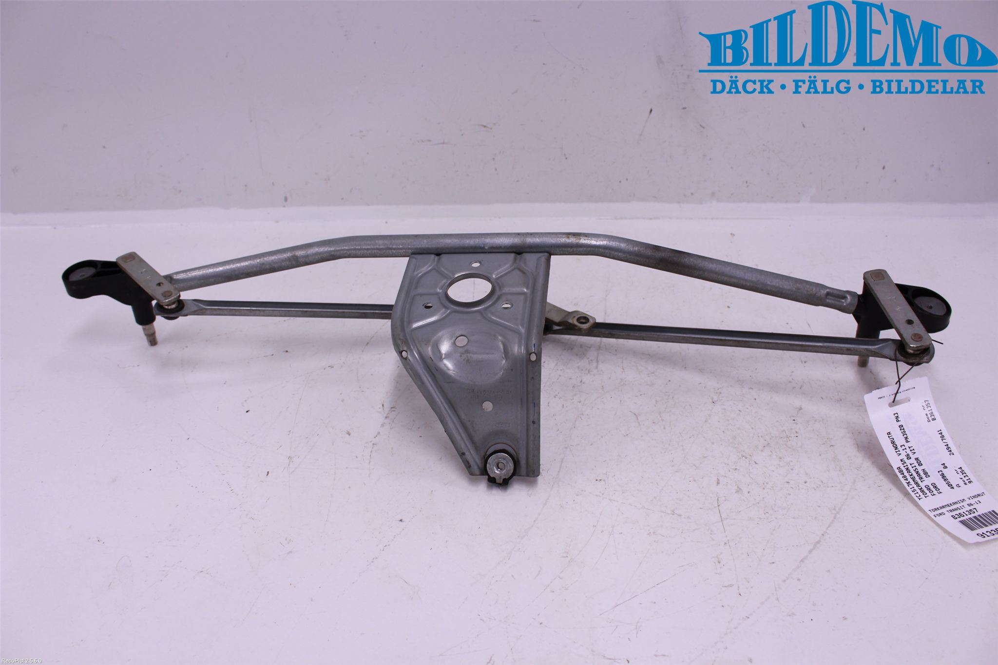 Ford TRANSIT    06-13 Viskeroverføring Frontrute