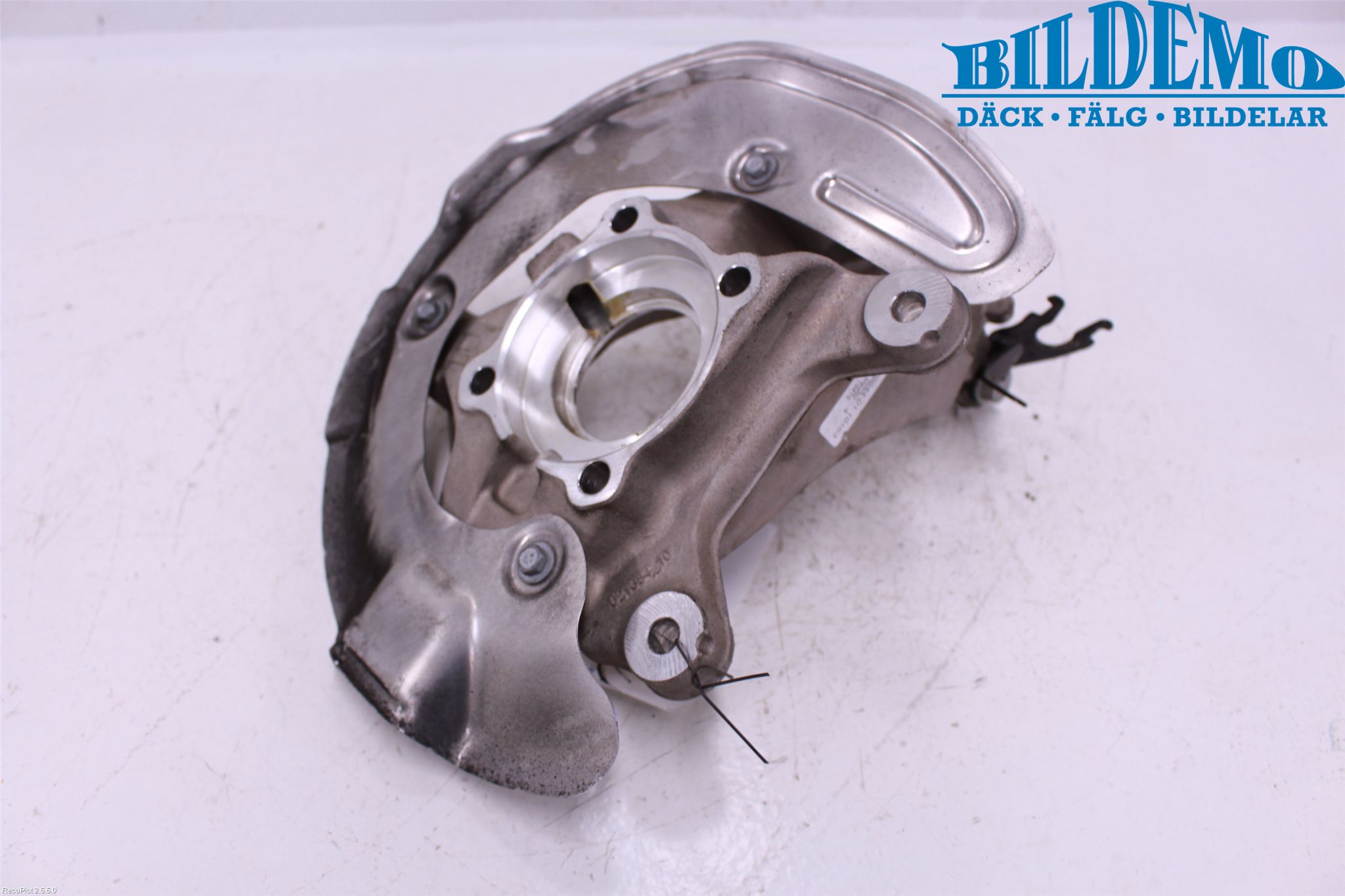 Mini ONE/COOPER 5DR F55 14-24 Spindel Hf