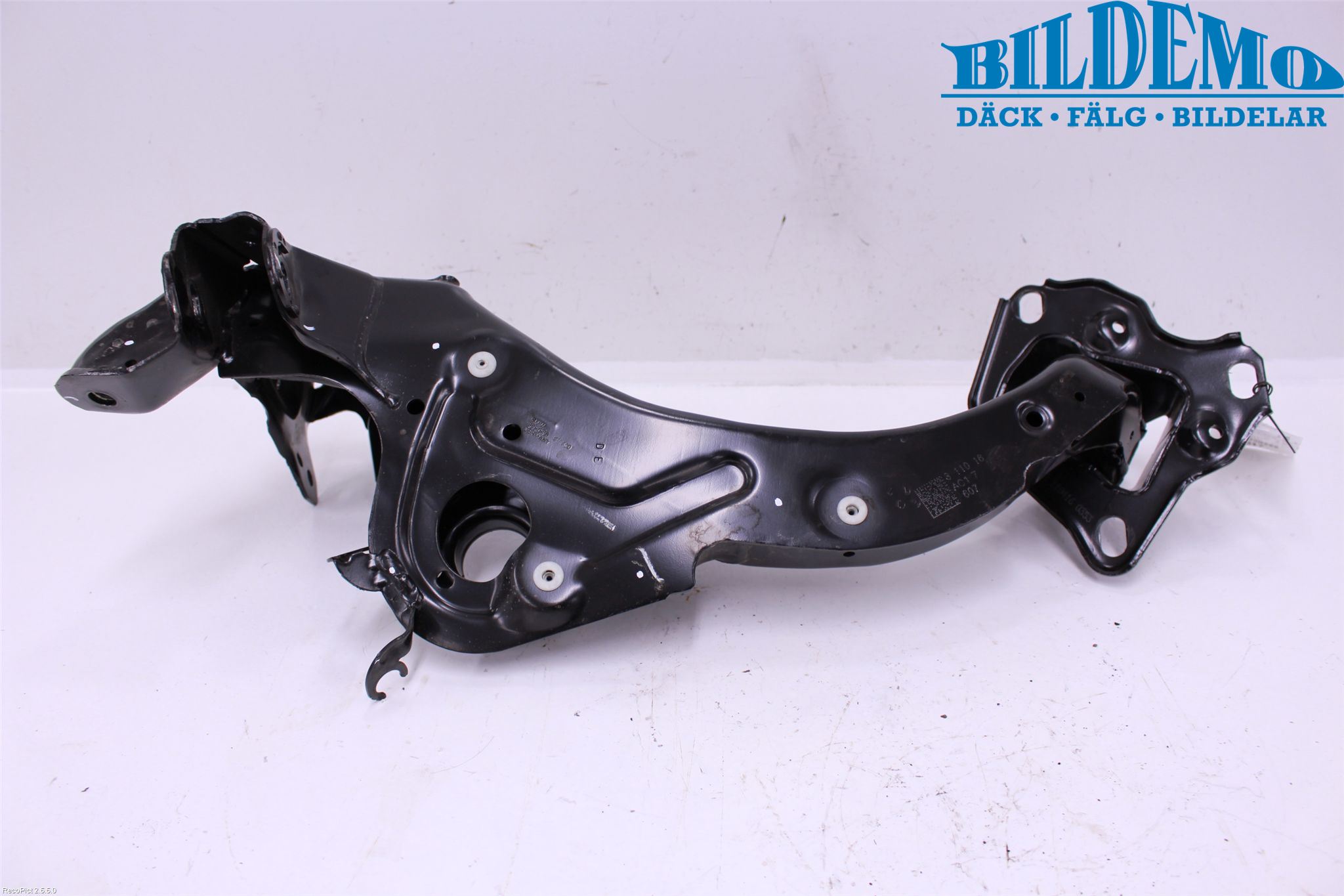 Mini ONE/COOPER 5DR F55 14-24 Bærearm Bak Høyre