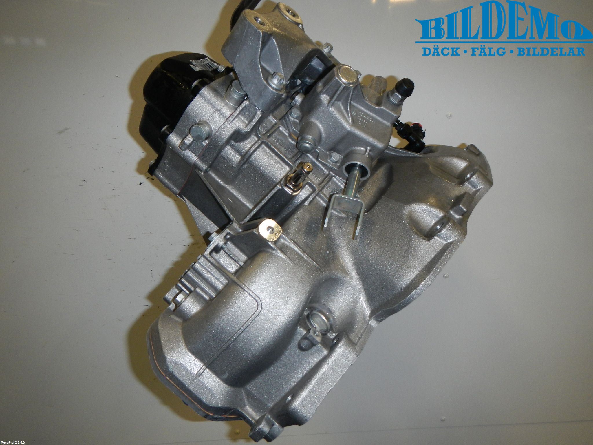 Opel CORSA E 15-19 Gearkasse 5 Trinn