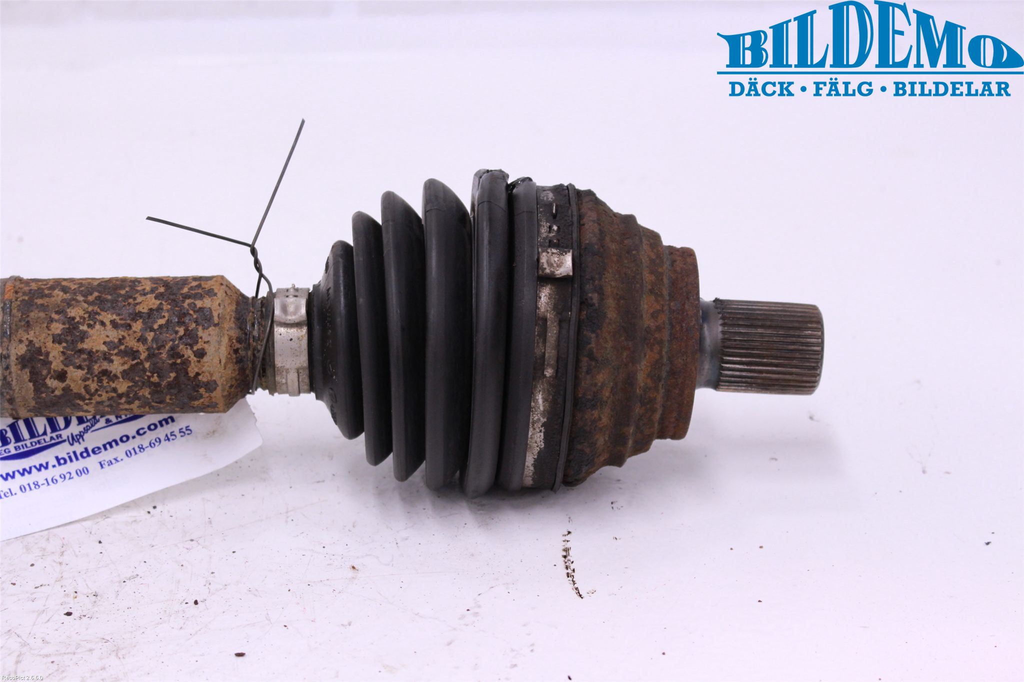 Volkswagen VW GOLF PLUS/CROSS GOLF 04-14 Drivaksel Foran Kompl Høyre