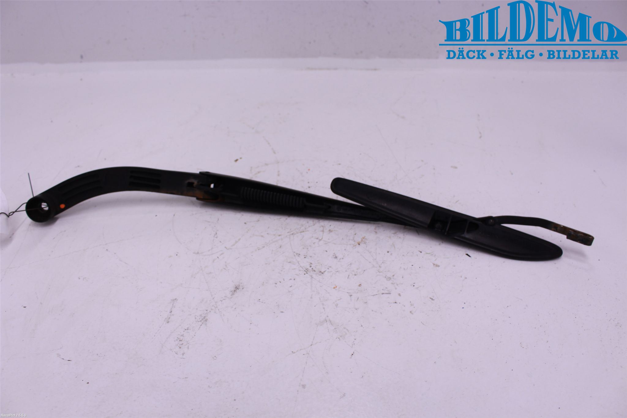 Subaru FORESTER SG 06- Viskerarm-Armer Frontrute