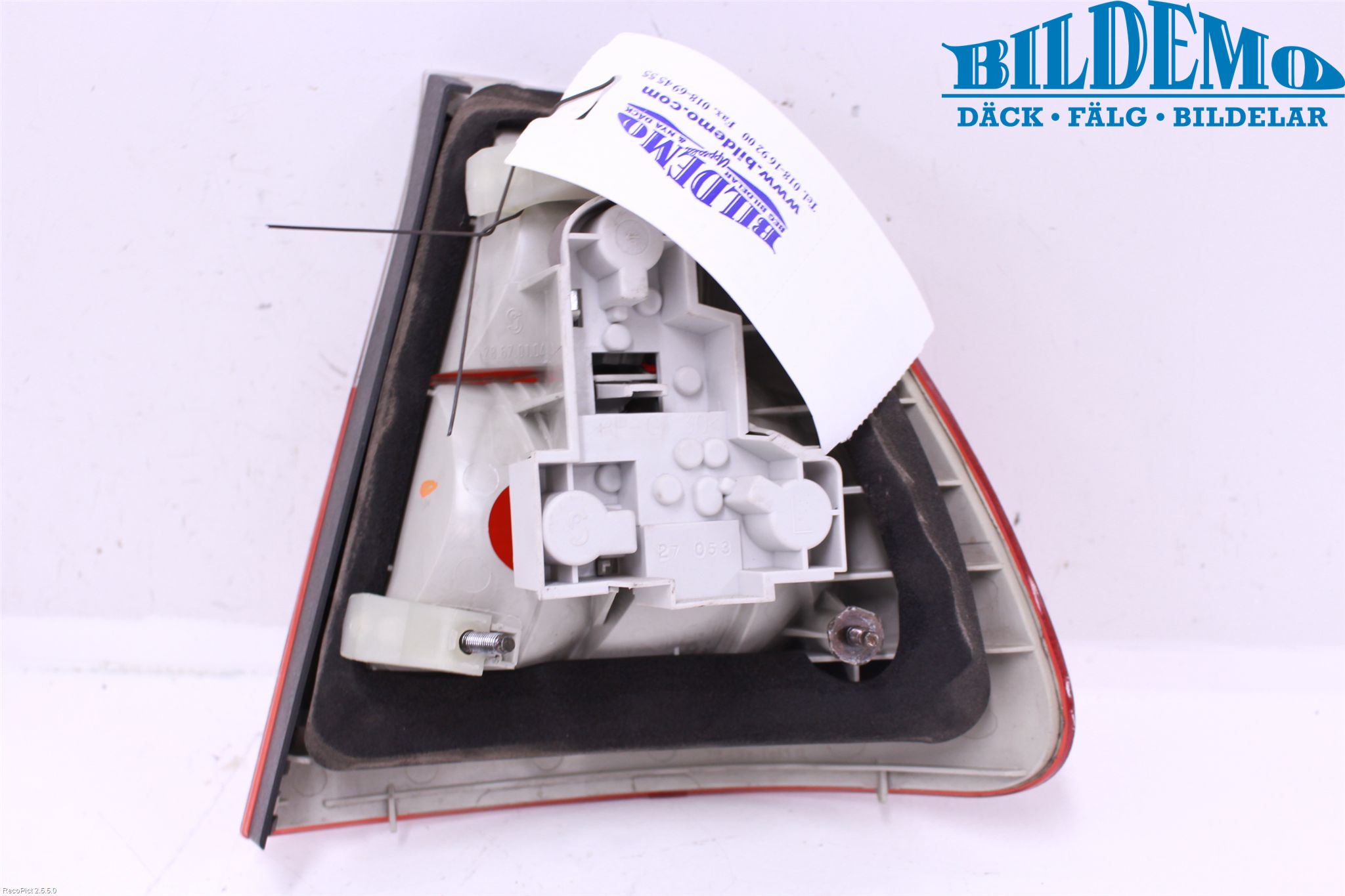 BMW 3 E46      98-05 Baklykt Venstre