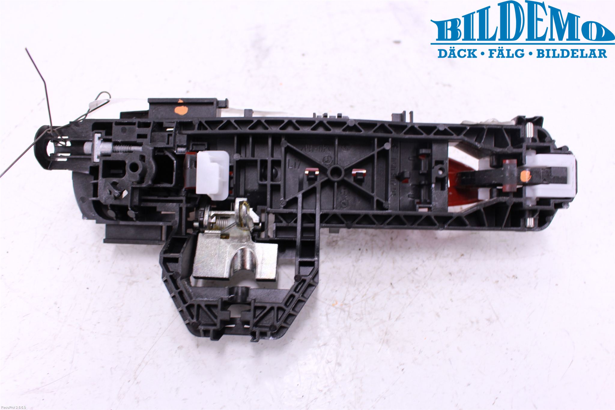 Mercedes-Benz MB A-KLASS (W176) 13-18 Dørhandtak Ytre Venstre