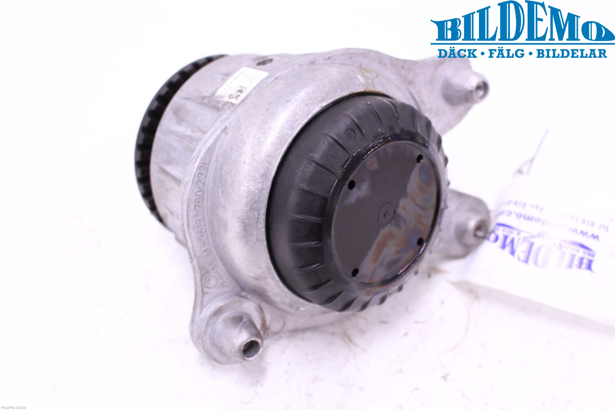 Mercedes-Benz MB E-KLASS (W213) 16-23 Motor Feste Gummi
