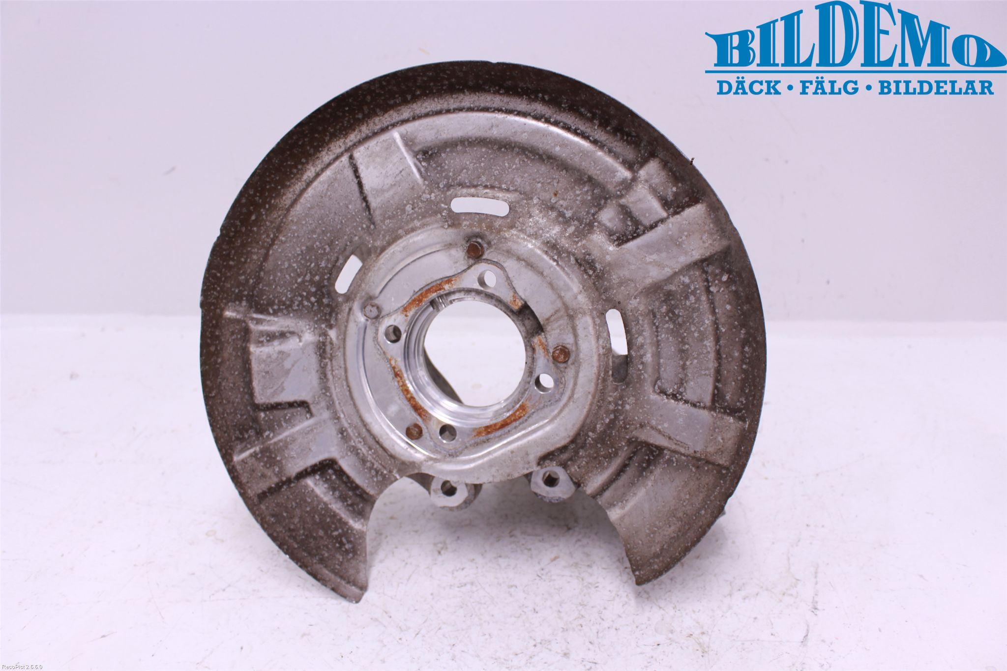 BMW 5 F10/F11/F18 09-17 Spindel Hb