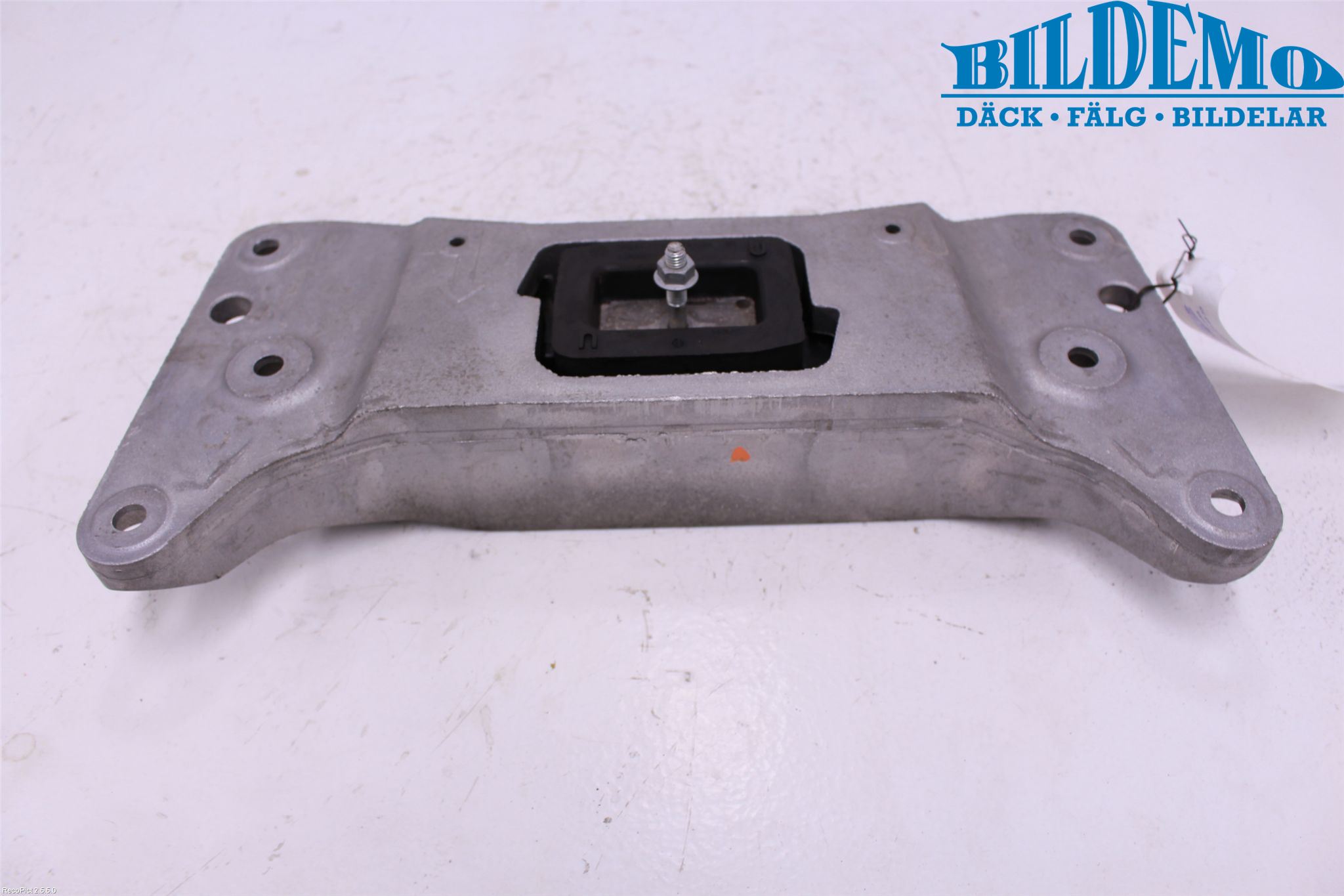 BMW 5 F10/F11/F18 09-17 Gearkasse Bjelke - Travers