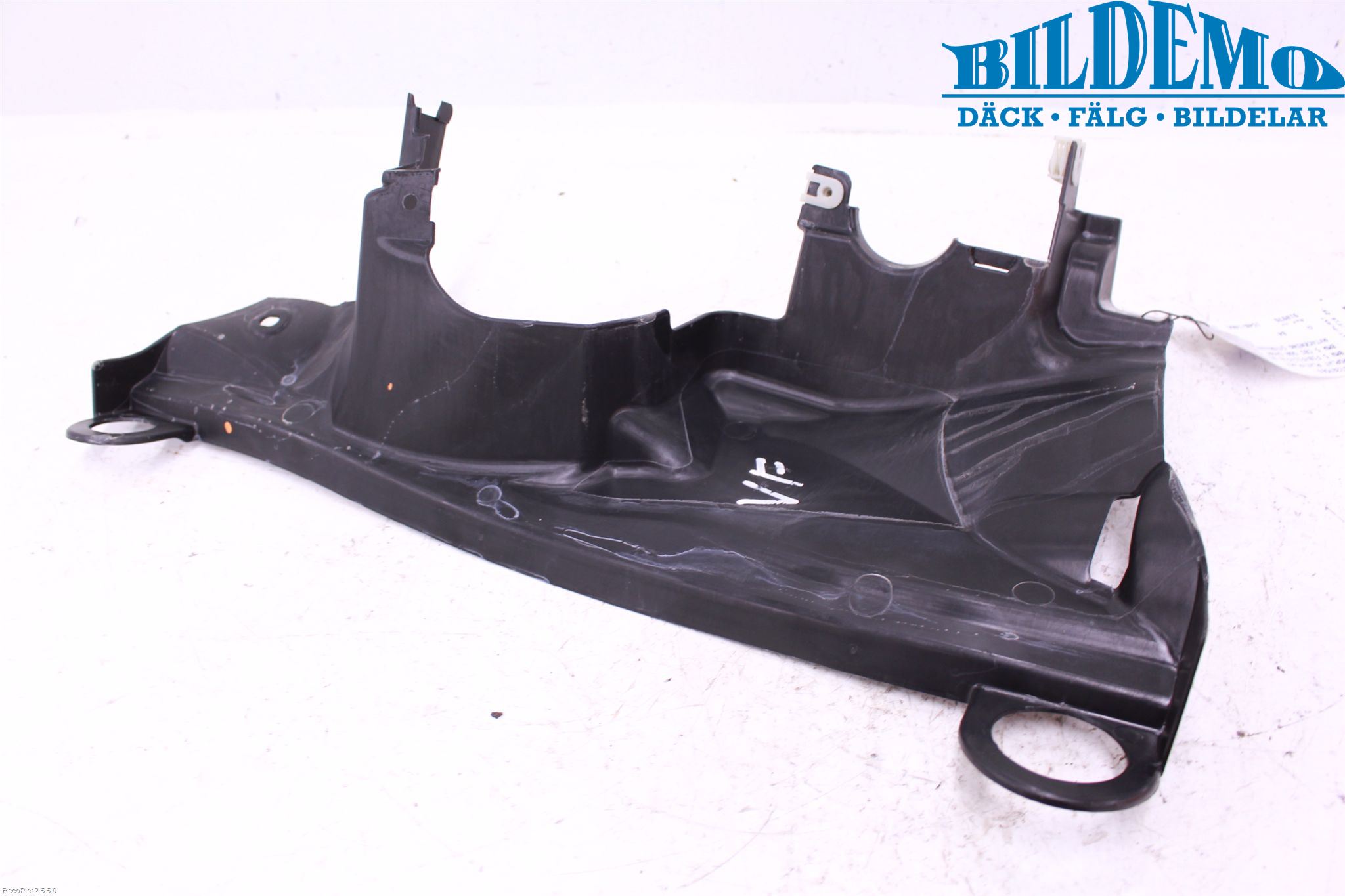 BMW 5 F10/F11/F18 09-17 Bunnplate U Motor-Gear-Dørk