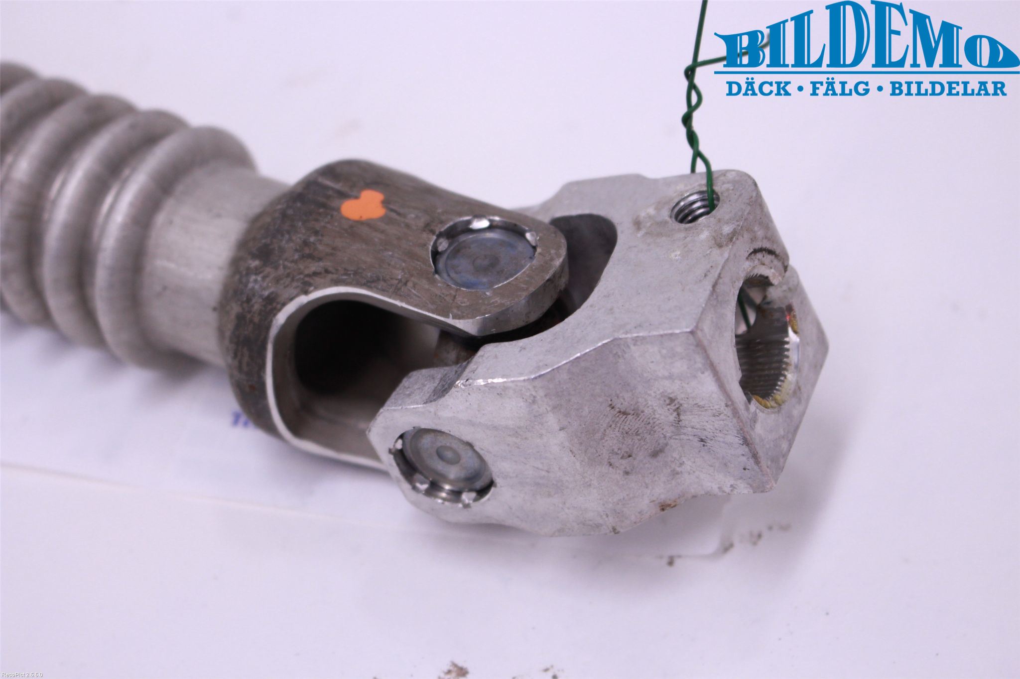BMW 5 F10/F11/F18 09-17 Rattakselledd