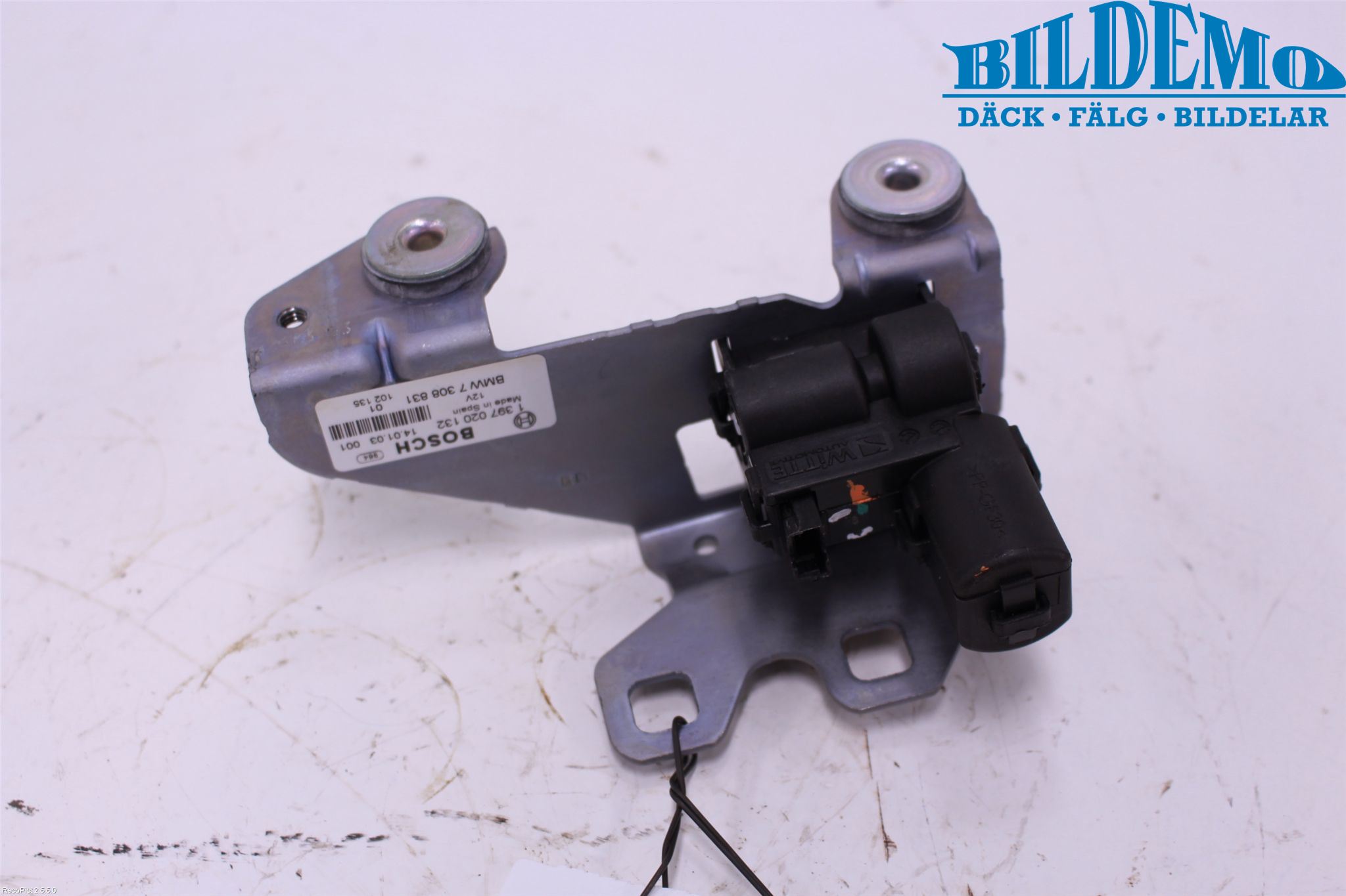 BMW 5 F10/F11/F18 09-17 Bakluke-Lokk Låsekasse