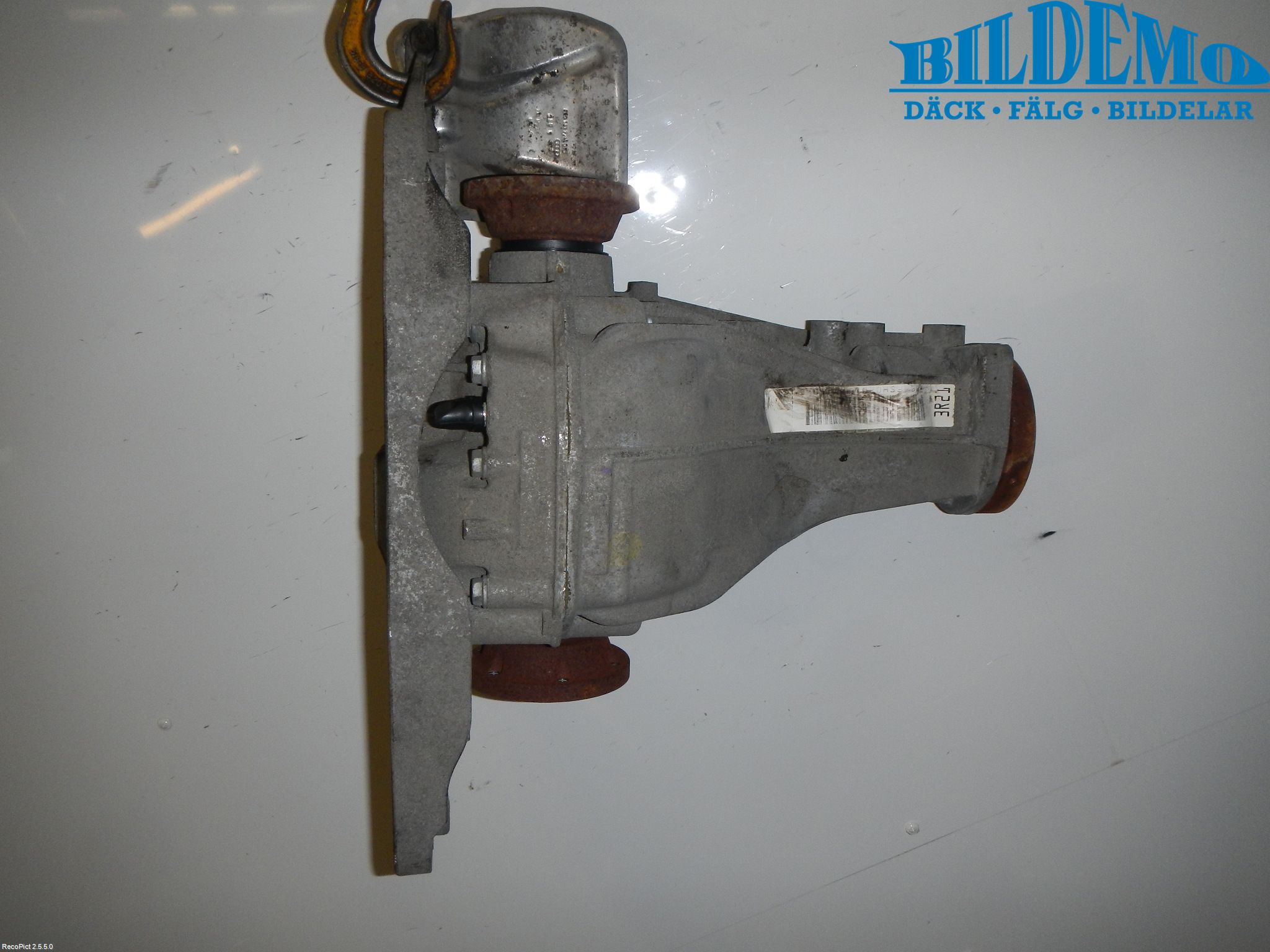 Audi A4/S4 08-11 Bakaksel Kardang Bak -Diff