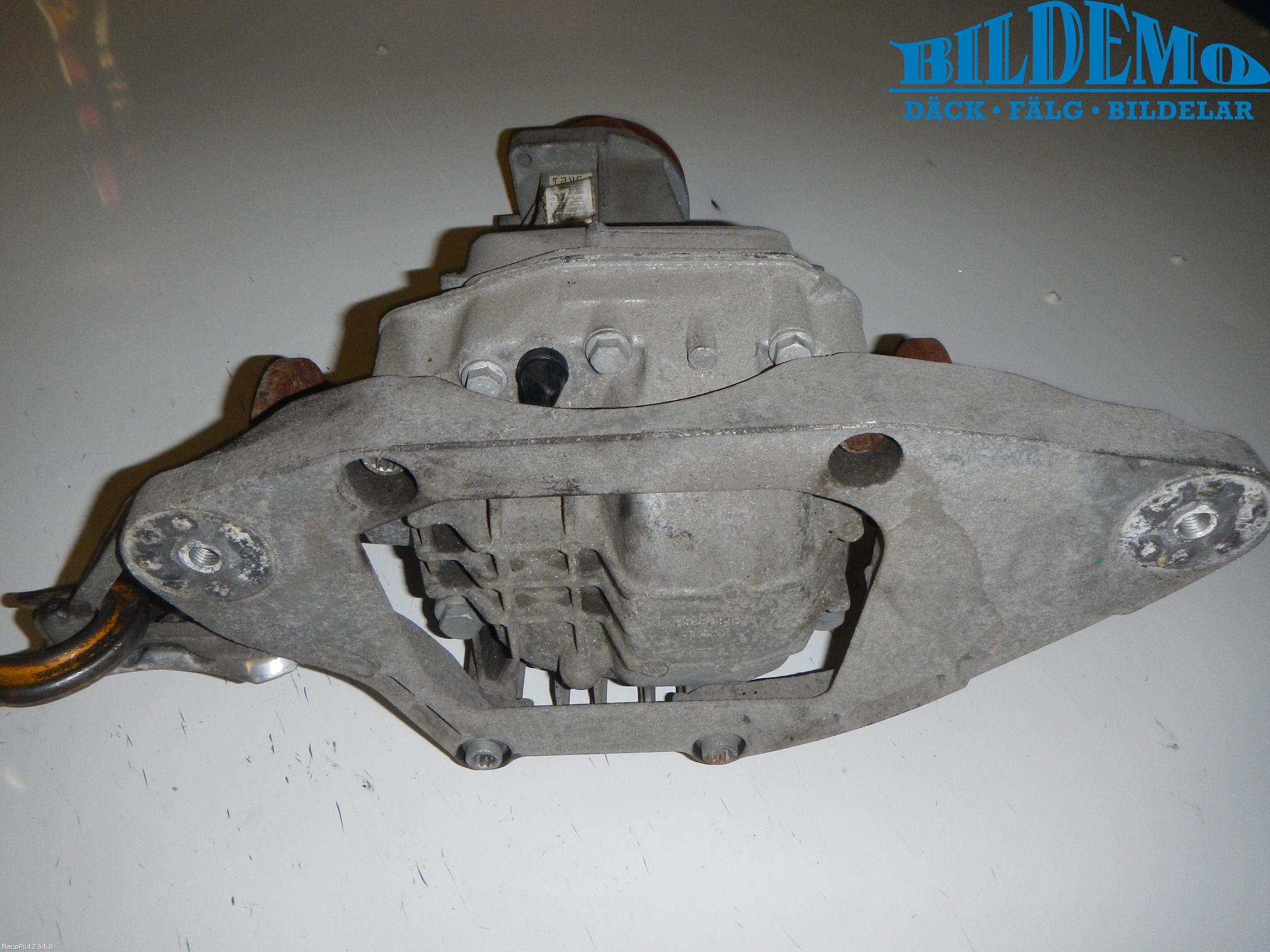 Audi A4/S4 08-11 Bakaksel Kardang Bak -Diff