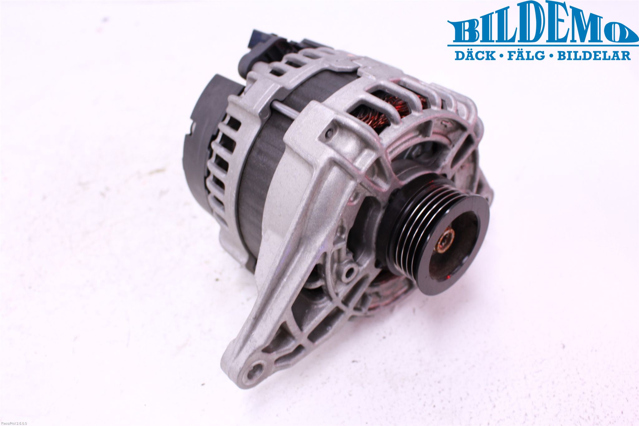 Mercedes-Benz MB CLA-KLASS (C117/X117) 13-19 Dynamo