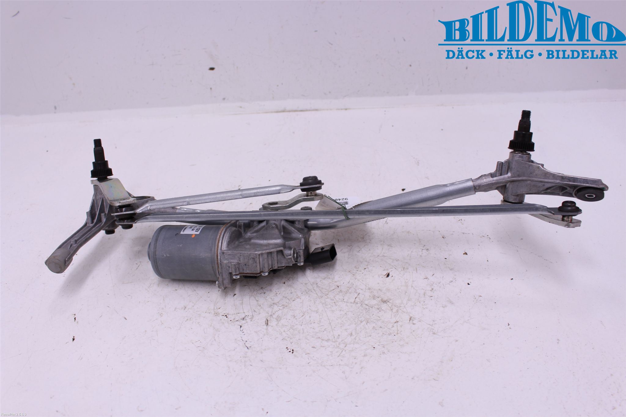 BMW 3 E90/91 SED/TOU 05-12 Viskermotor Frontrute