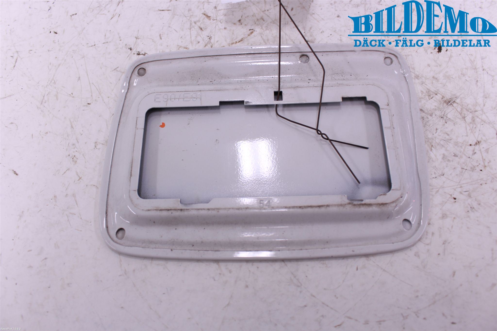 BMW 3 E90/91 SED/TOU 05-12 Drivstoff Tankluke