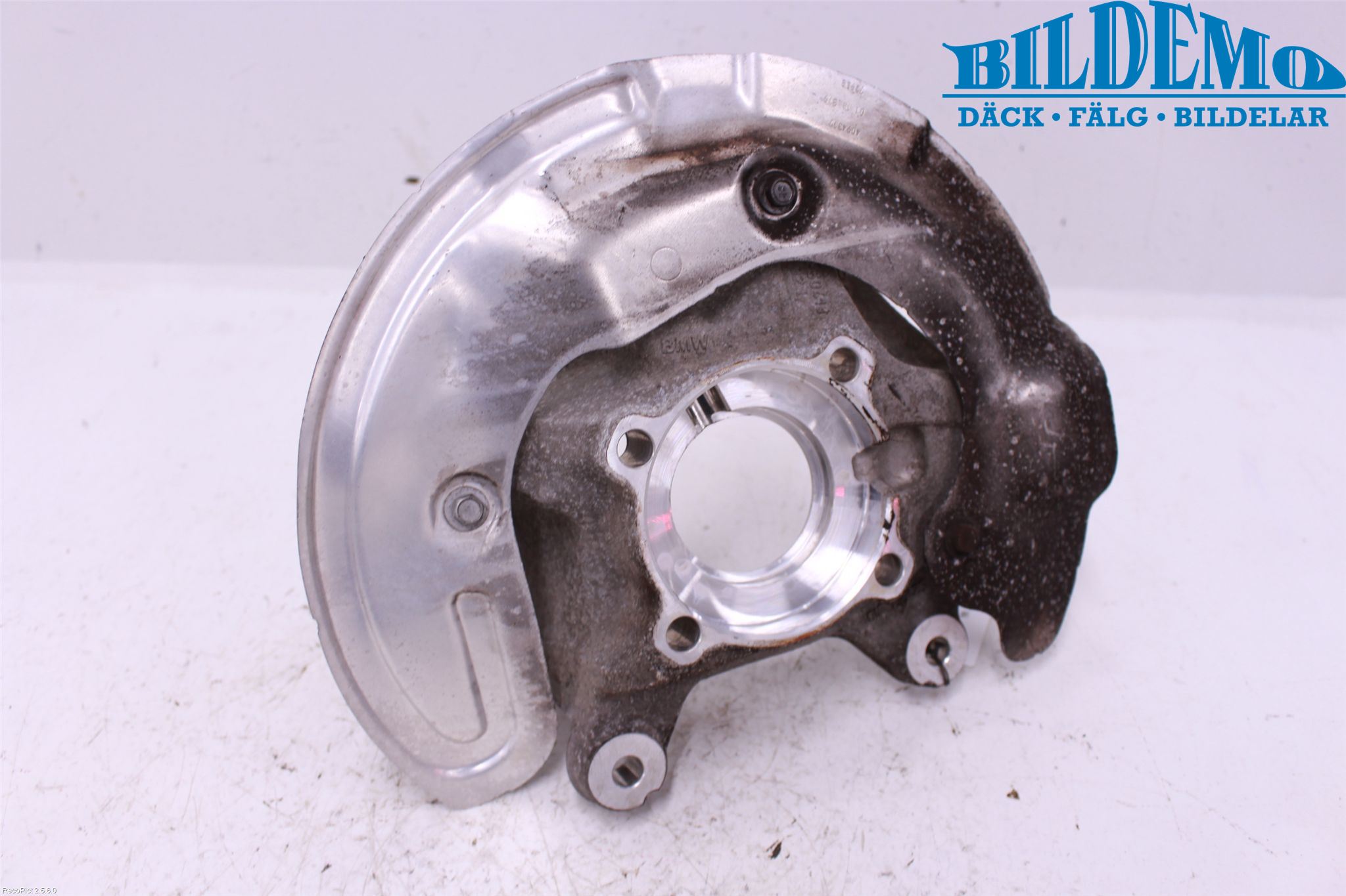 Mini ONE/COOPER 3DR F56 14-24 Spindel Vf