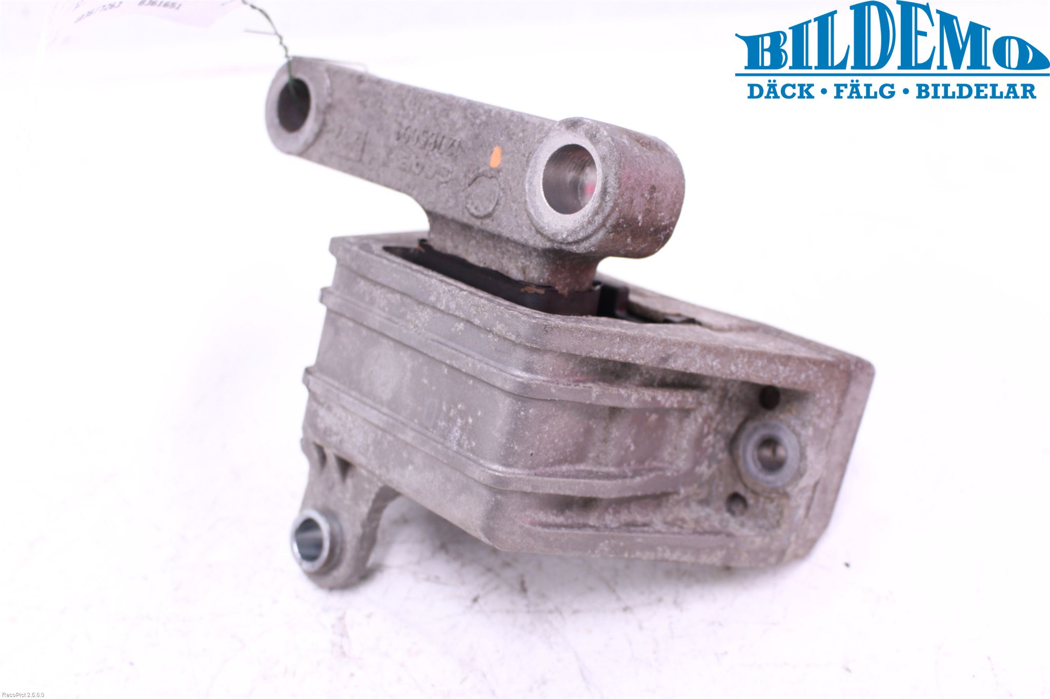 Saab 9-3 VER 2 Motor Feste Gummi