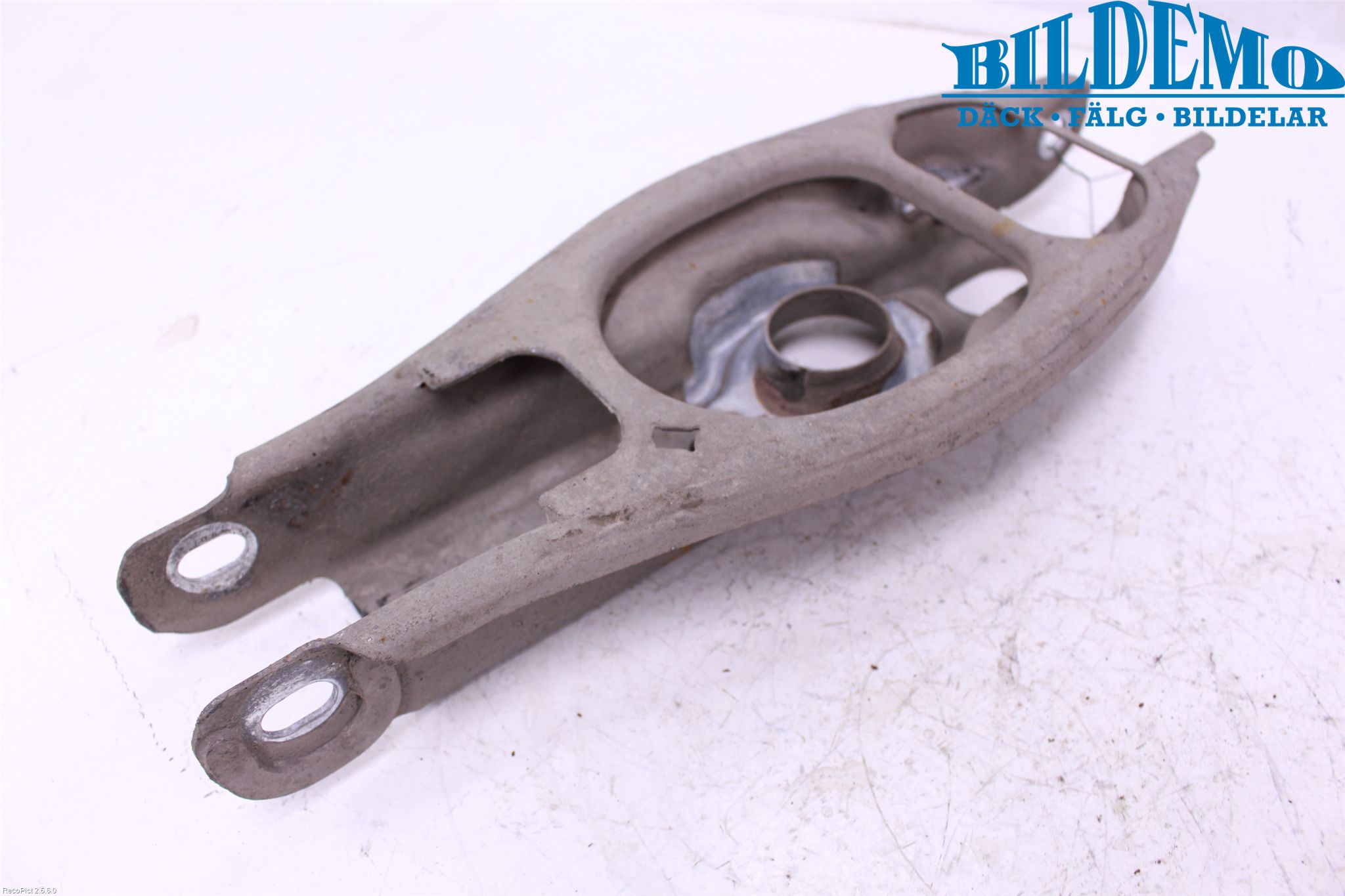 BMW 3 E90/91 SED/TOU 05-12 Bærearm Bak Venstre