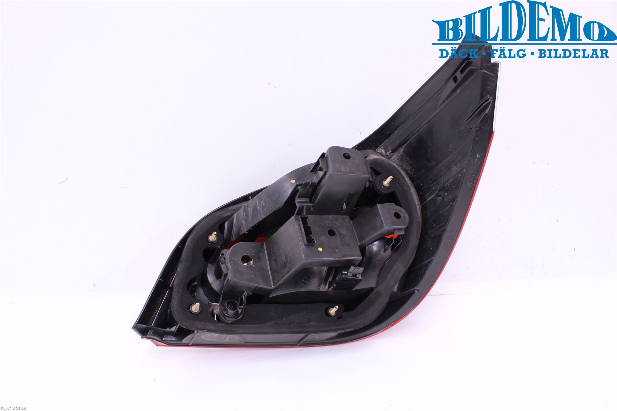 BMW 5 E60/61 Sed/Tou 02-10 Baklykt Venstre