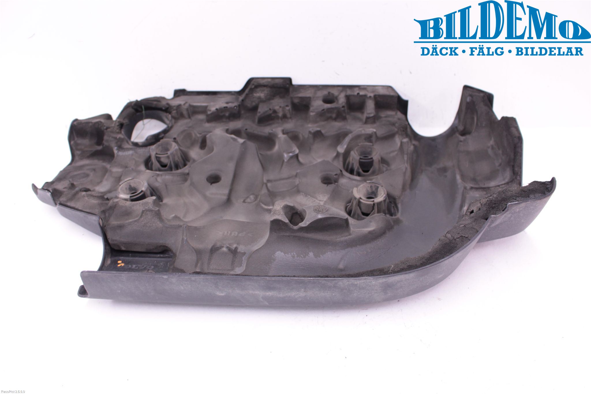 Volvo V70 08-13 Motor Deksel Over Motor