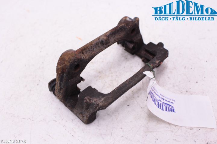 Mercedes-Benz MB SPRINTER (W906) 06-18 Bremsecaliper Feste Holder