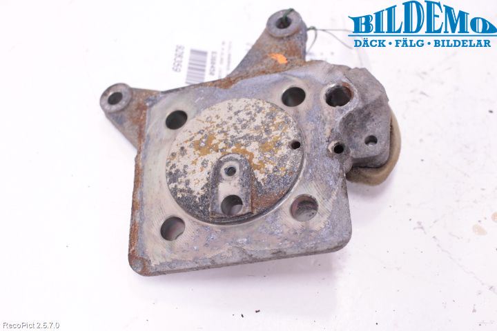 Mercedes-Benz MB A-KLASS (W169) 04-12 Spindel Vb