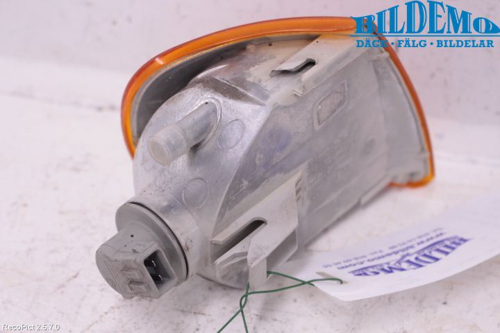 Volkswagen VW CADDY SKÅP    96-03 Blinklykt Foran Venstre