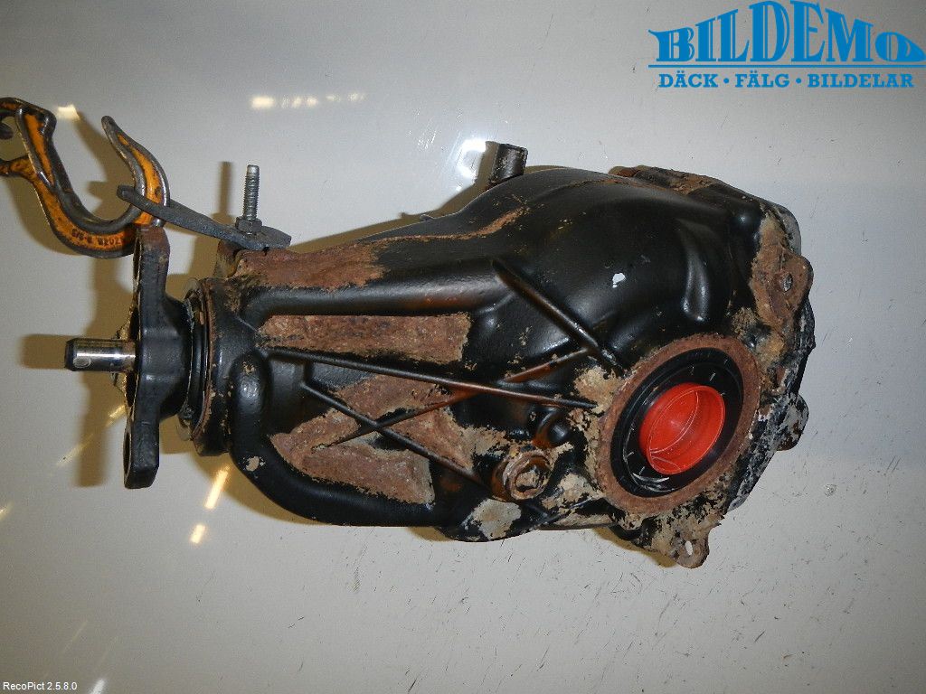Mercedes-Benz MB C (203) 00-07 Bakaksel Kardang Bak -Diff